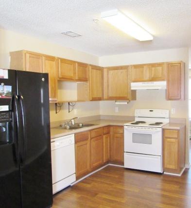 ROLLING PINES - Residential