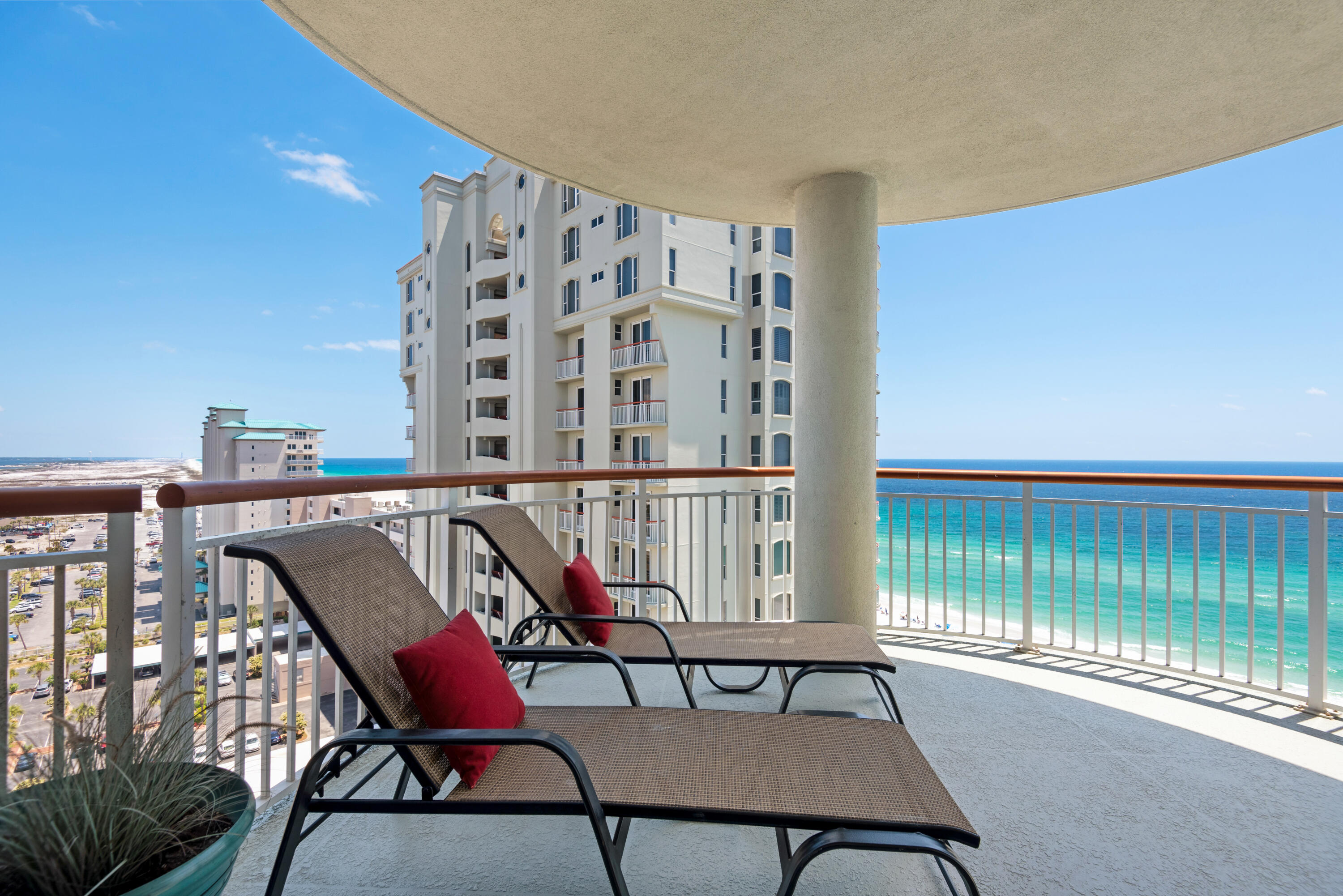 BEACH COLONY RESORT - Residential