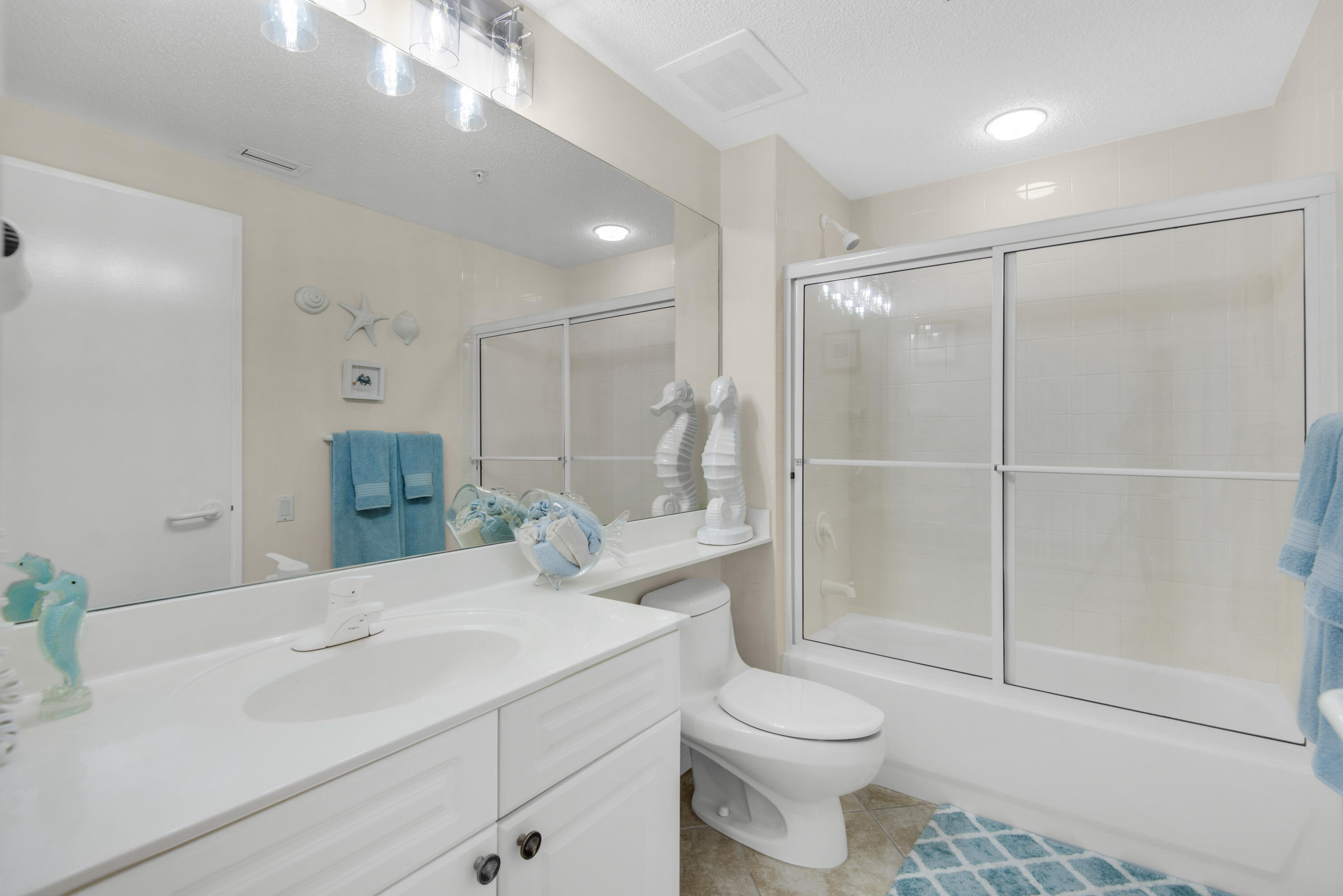 BEACH COLONY RESORT - Residential