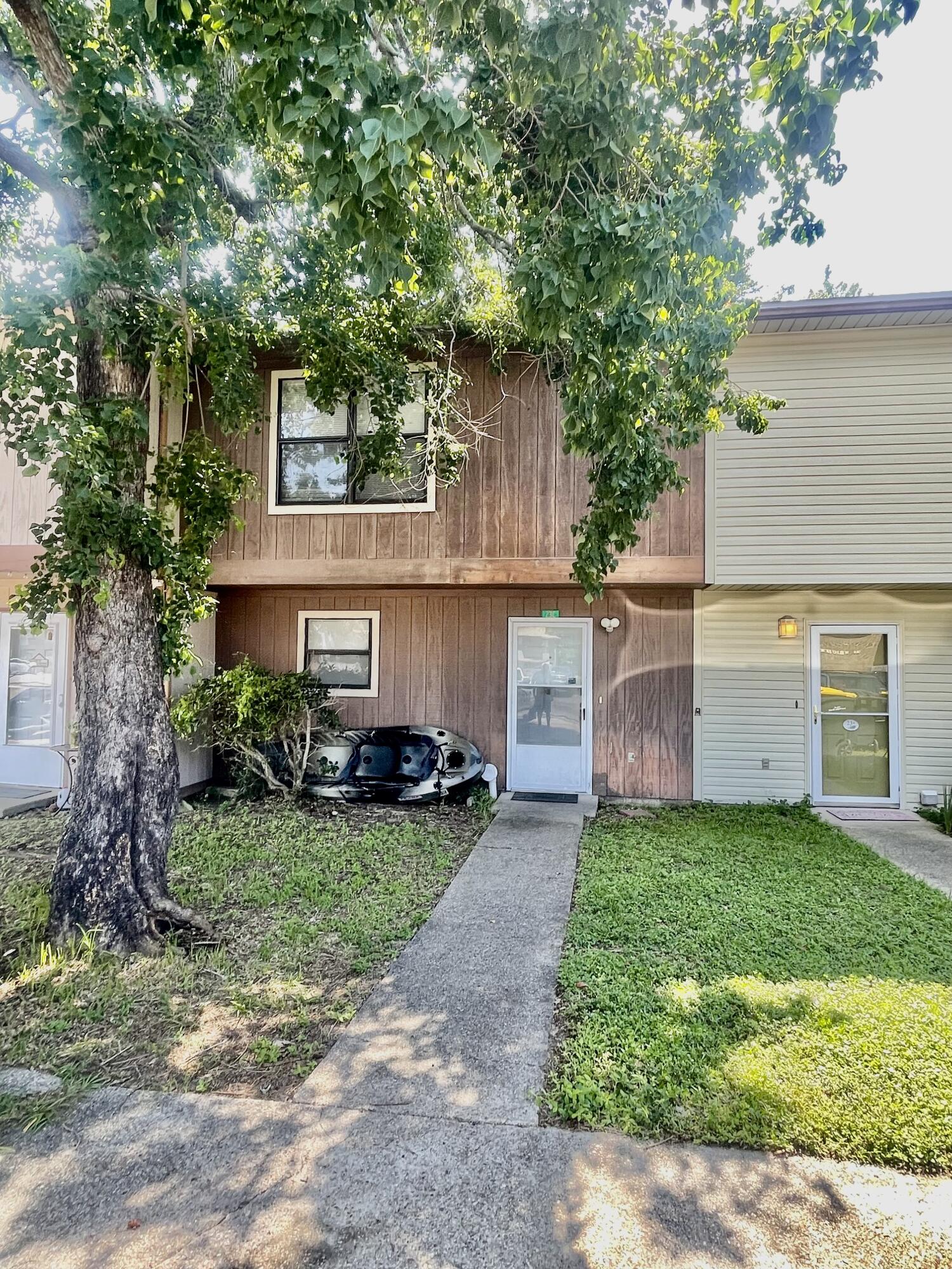 PARKWOOD TERRACE - Residential