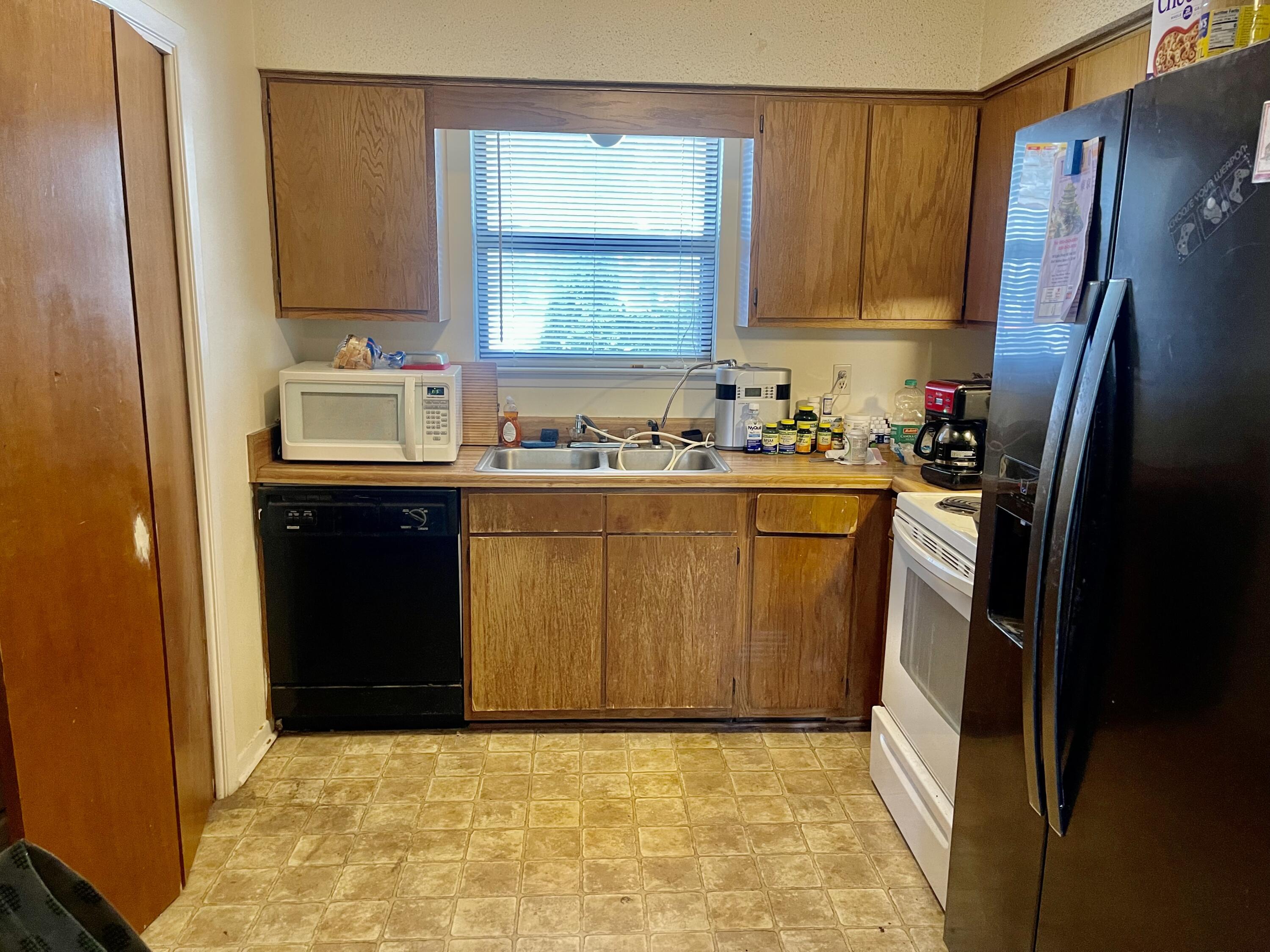 PARKWOOD TERRACE - Residential