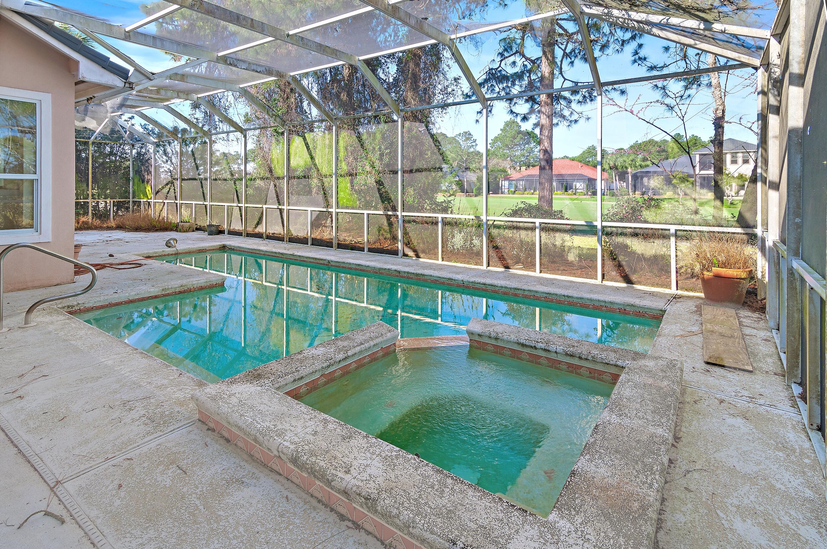 Emerald Bay - Residential