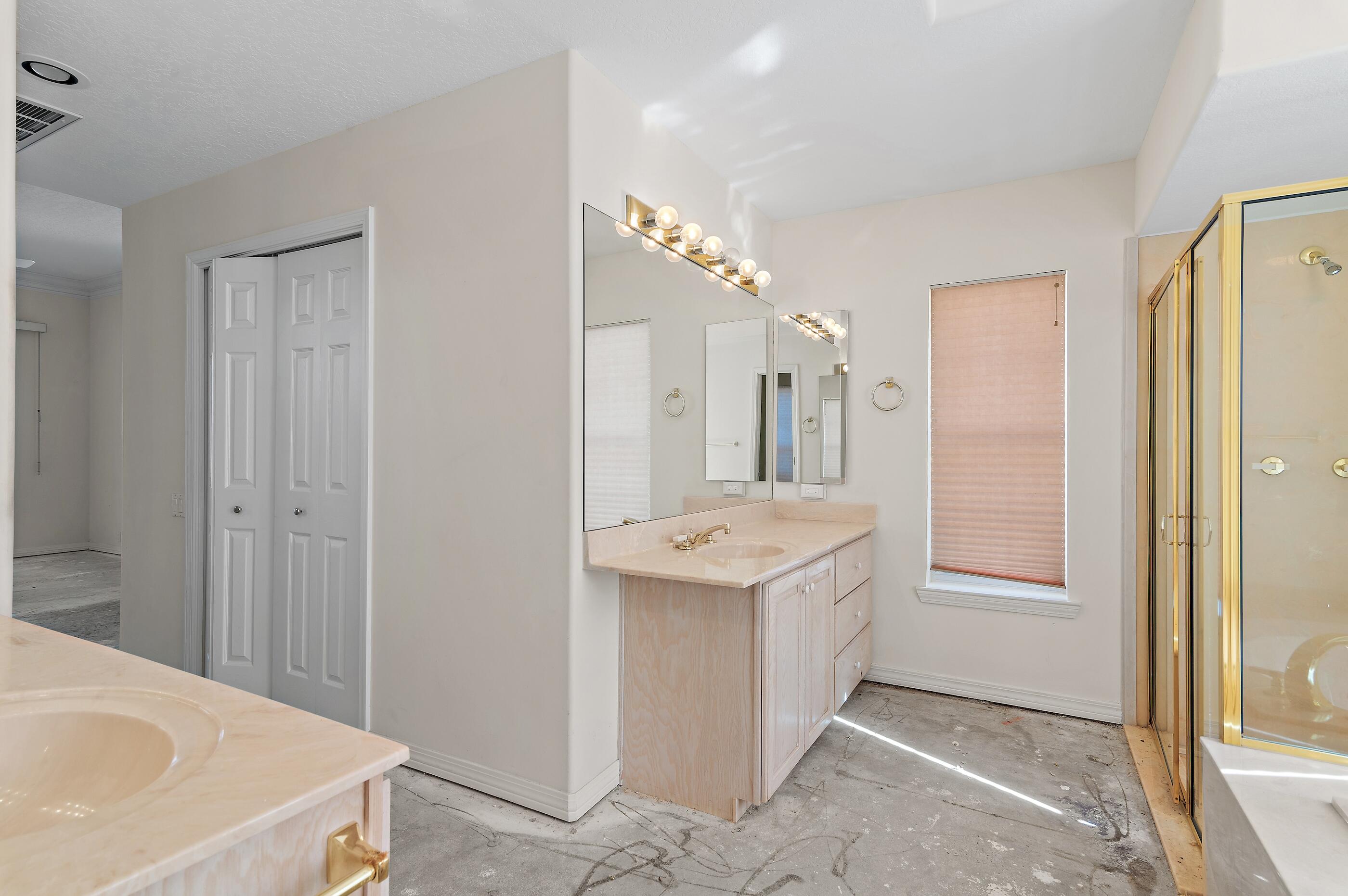 Emerald Bay - Residential