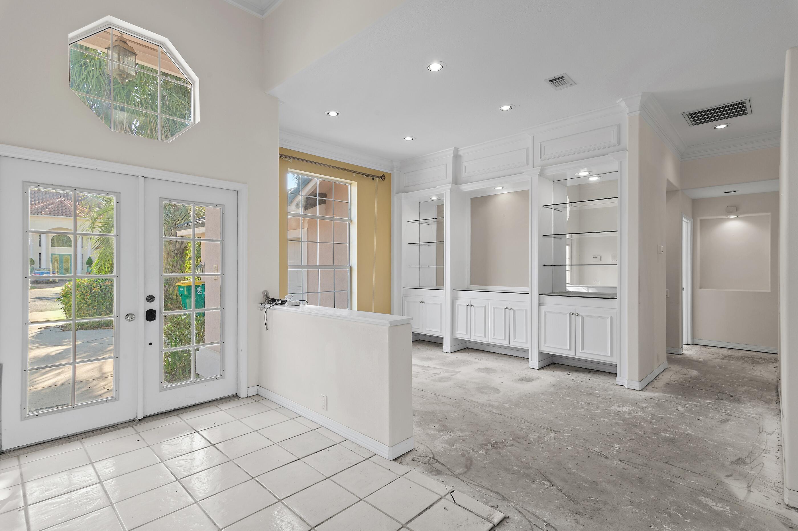 Emerald Bay - Residential