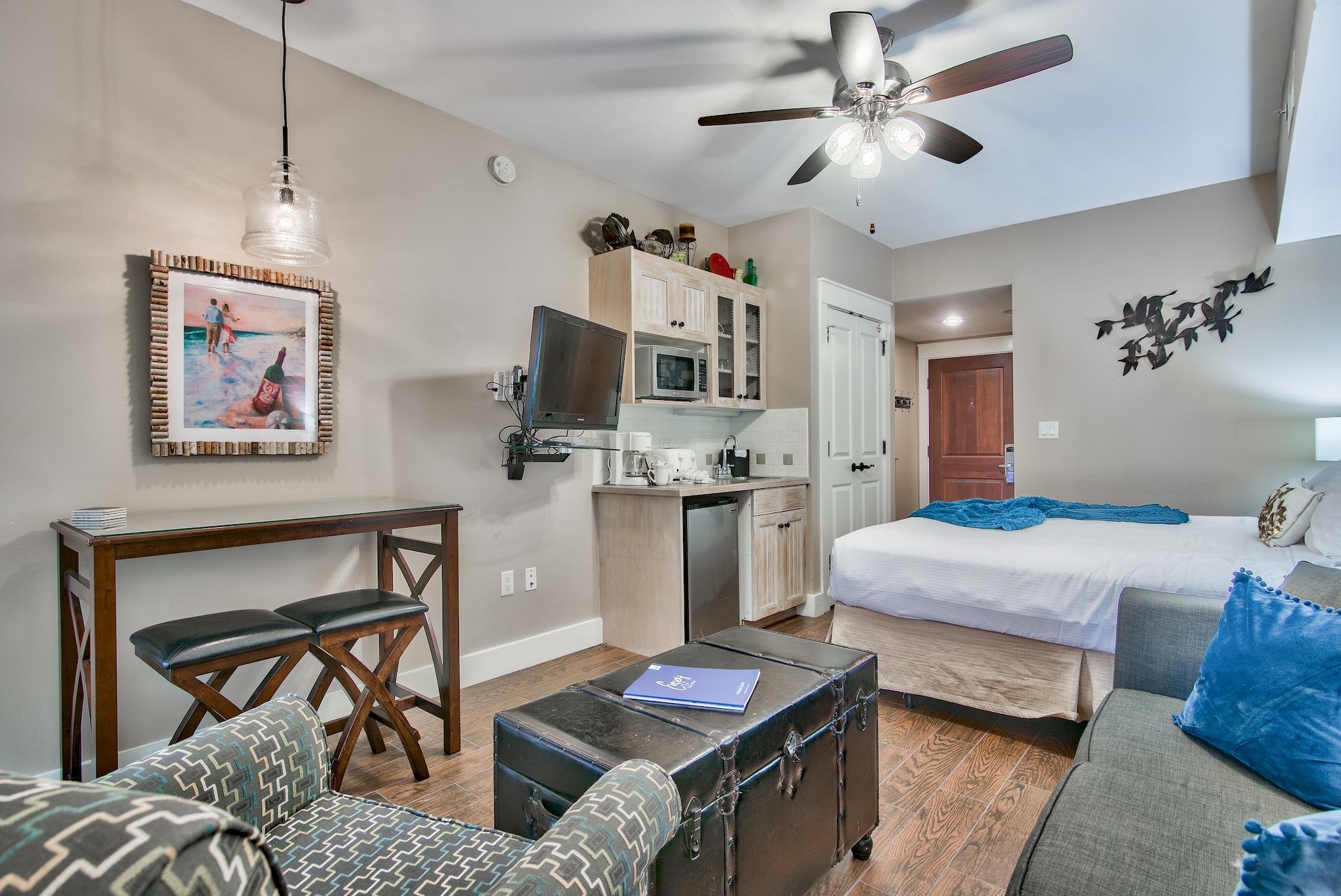 PILOT HOUSE - Residential