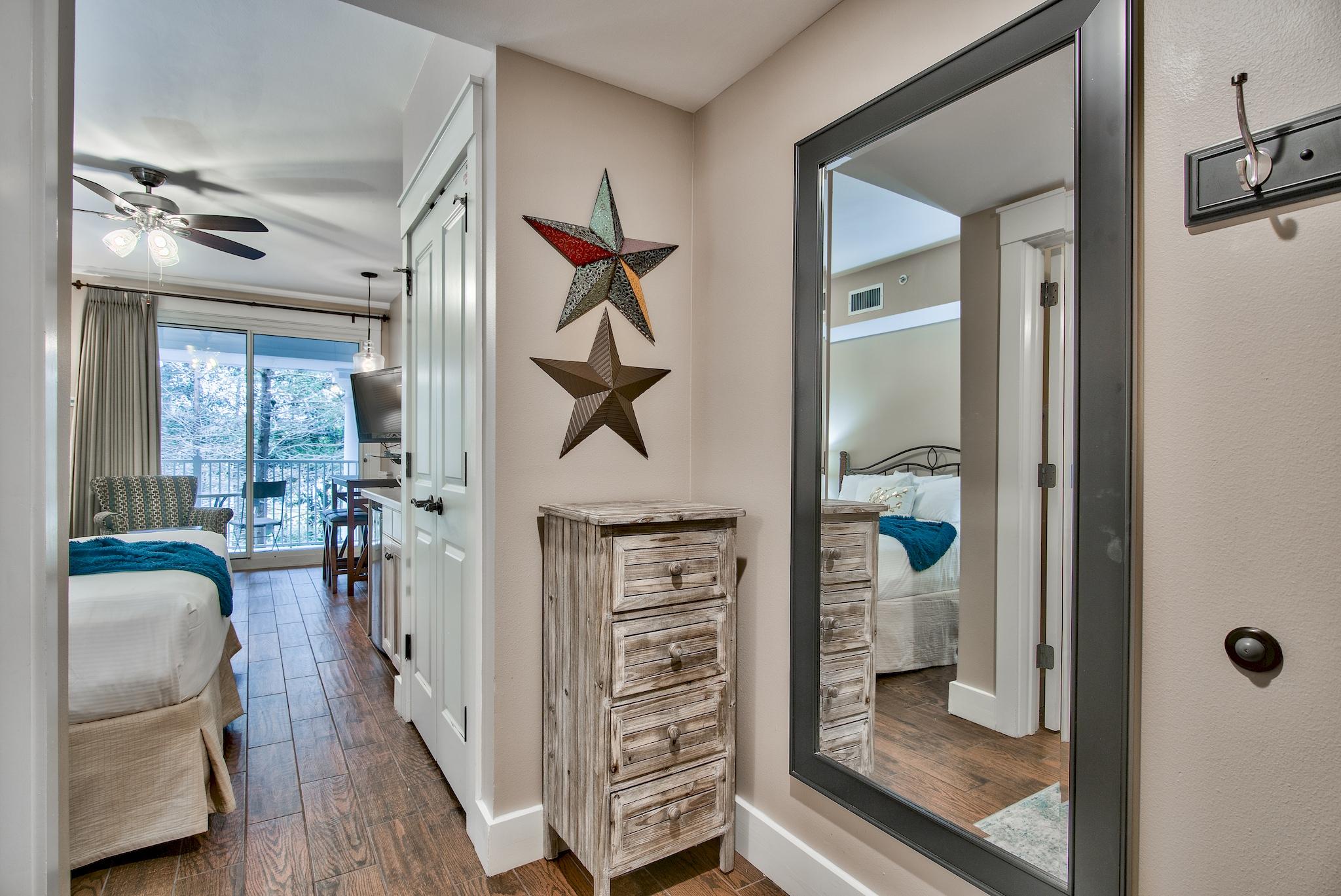 PILOT HOUSE - Residential