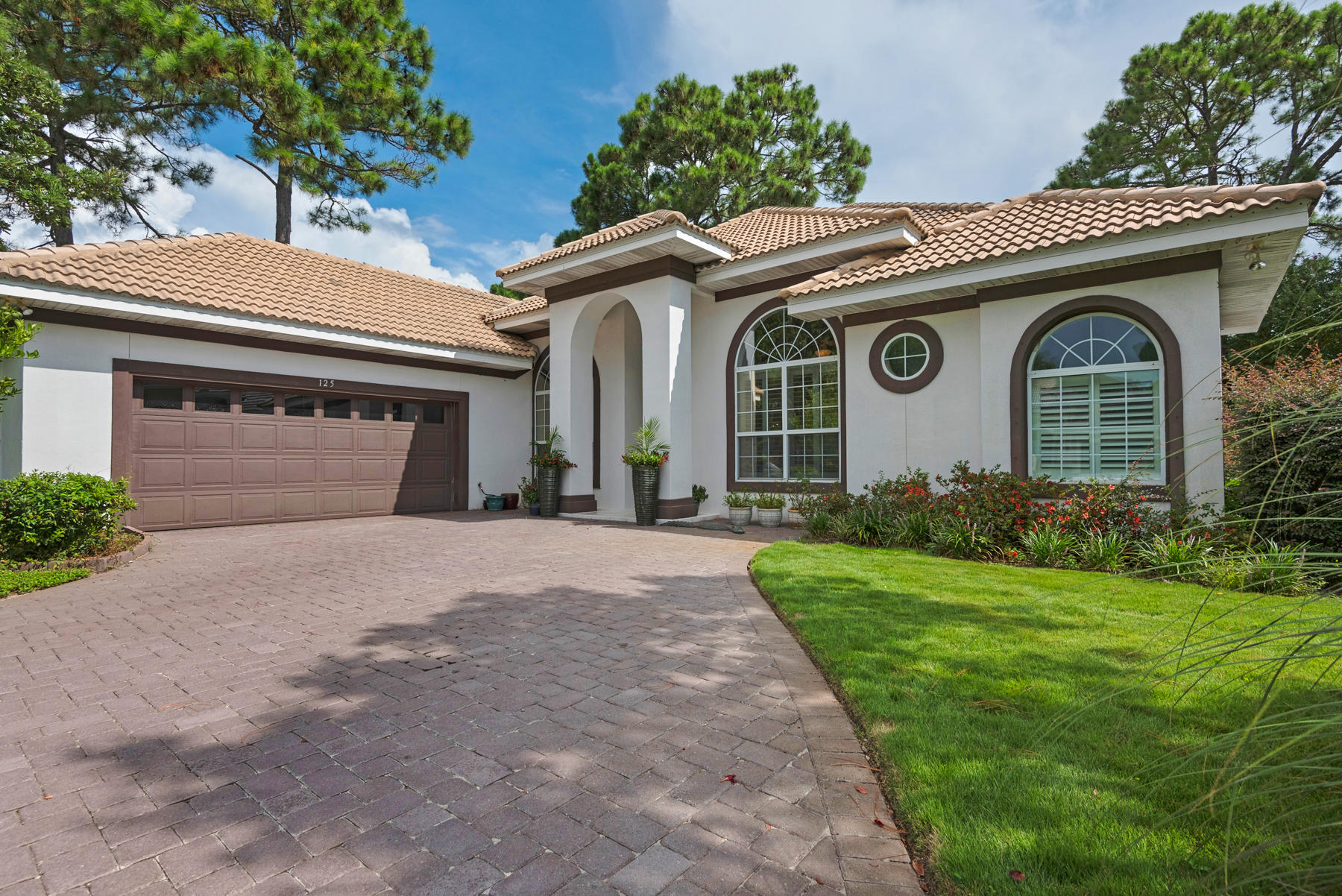 EMERALD BAY PH 1A - Residential