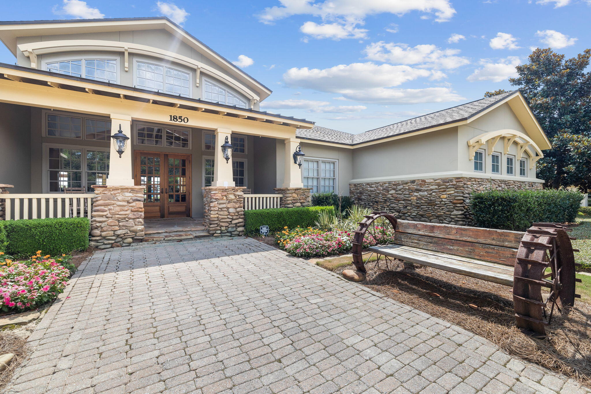 HAMMOCK BAY - Residential