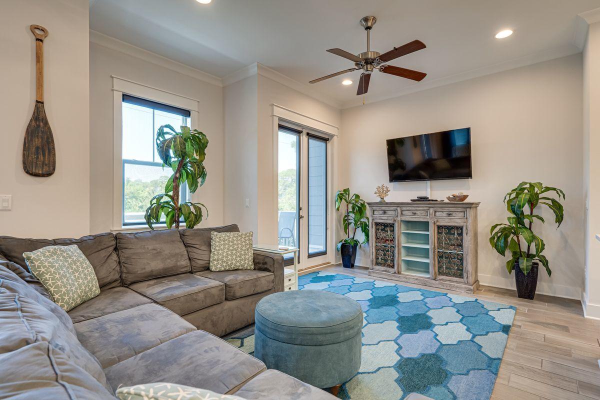 PROMINENCE - Residential