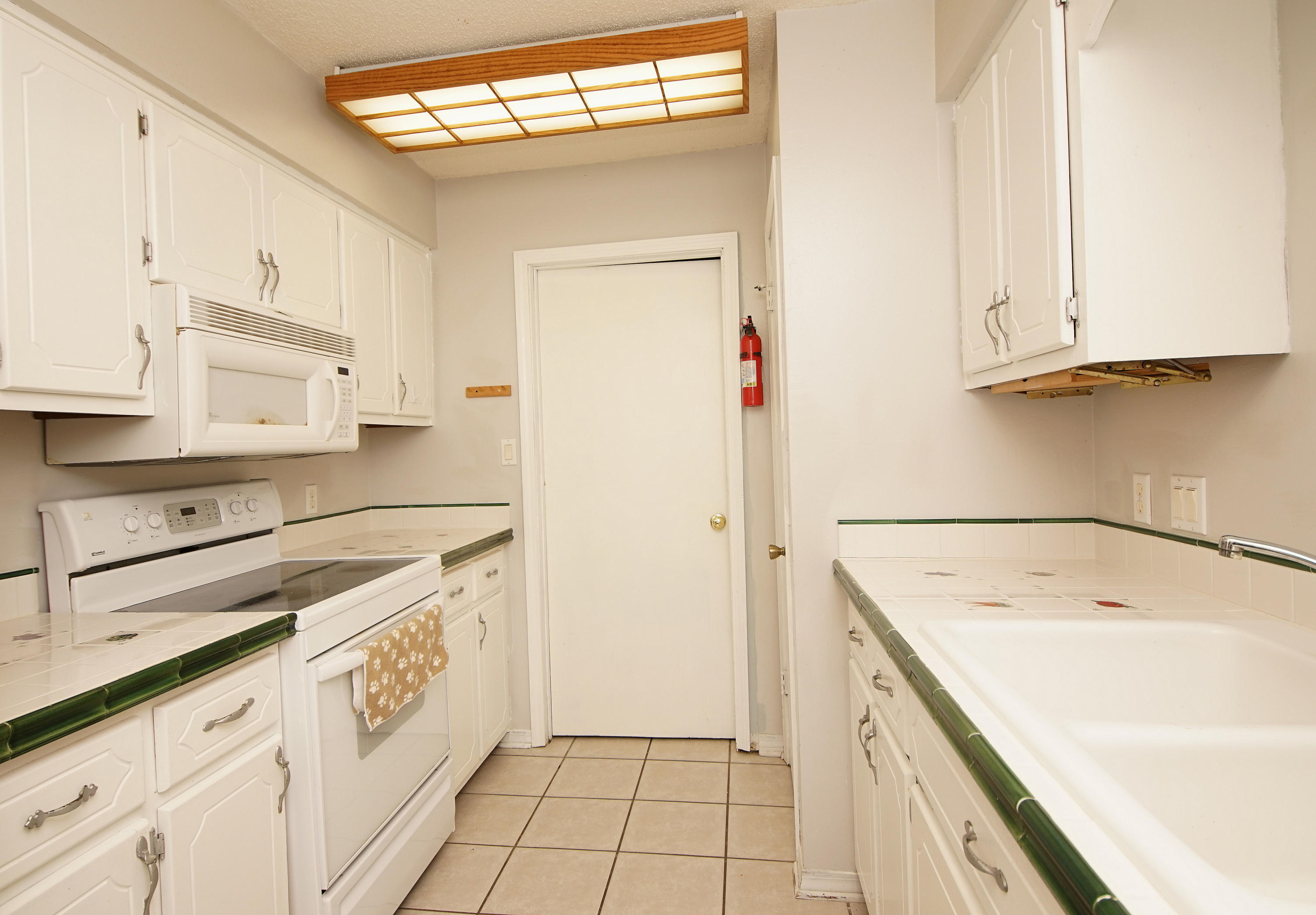 COUNTRYVIEW ESTATES - Residential