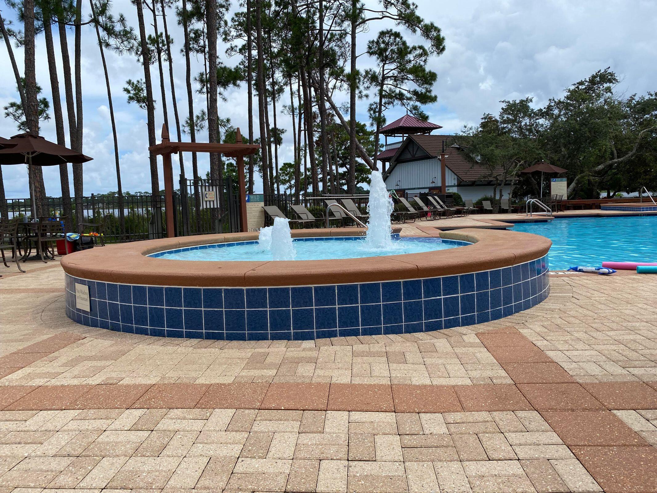 WILD HERON - CLUBSIDE - Residential