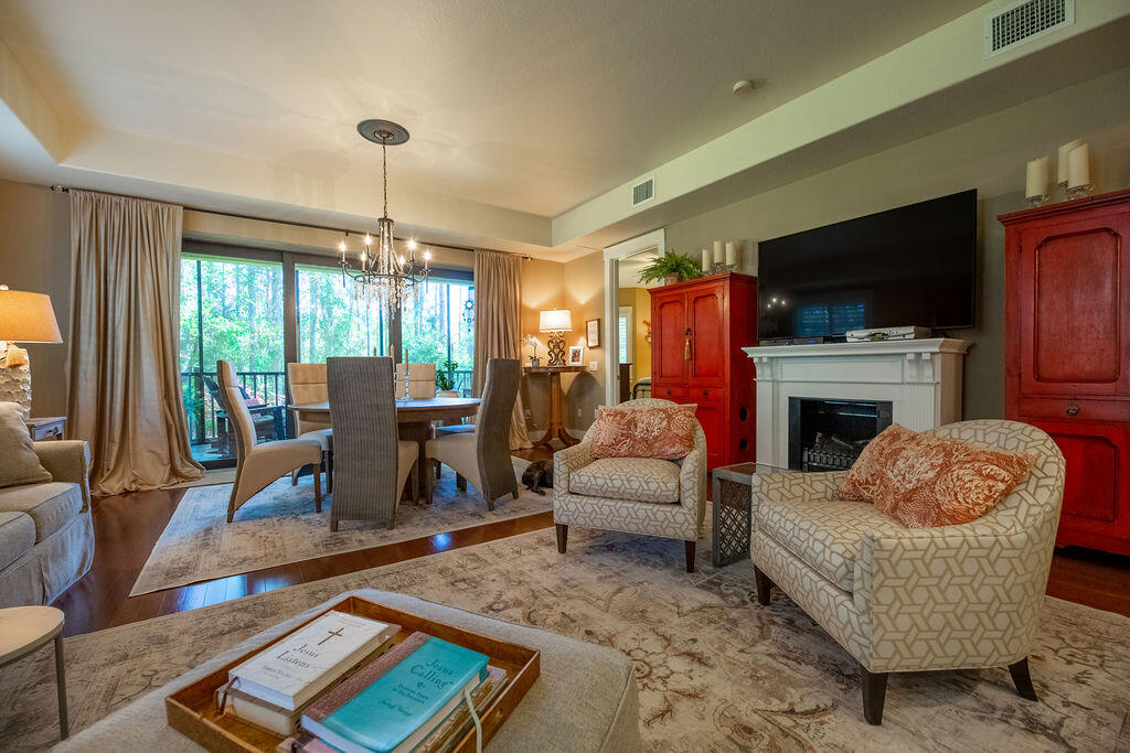 WILD HERON - CLUBSIDE - Residential