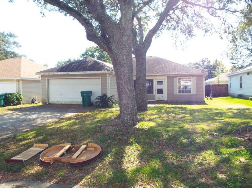 Opportunity for income. Flip this house. Home has 3 bedroom 2 bathrooms. Itwill take some upgrades to ready this home but it could be worth the time.Come take a look today.