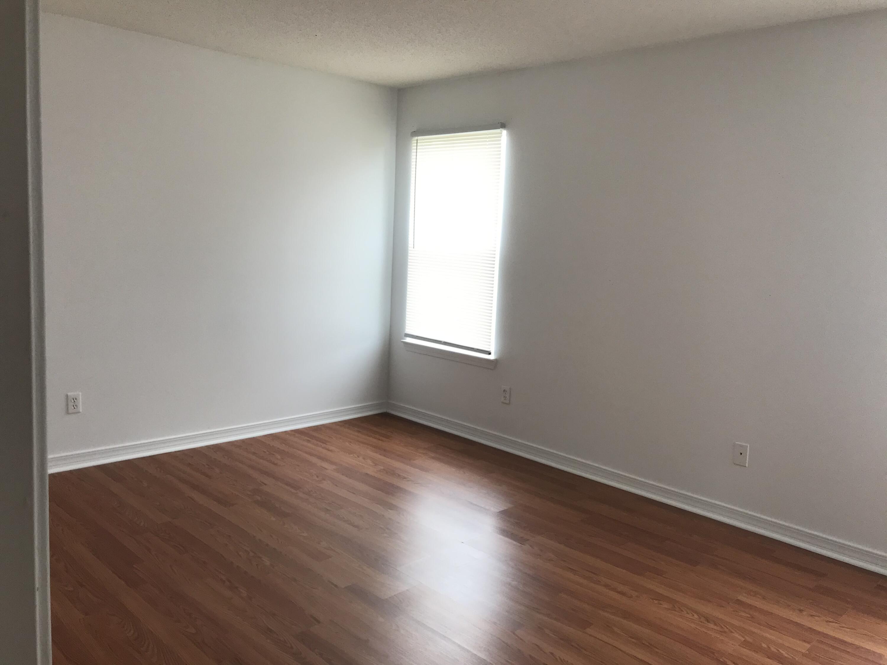 REDSTONE ESTATES - Residential Lease