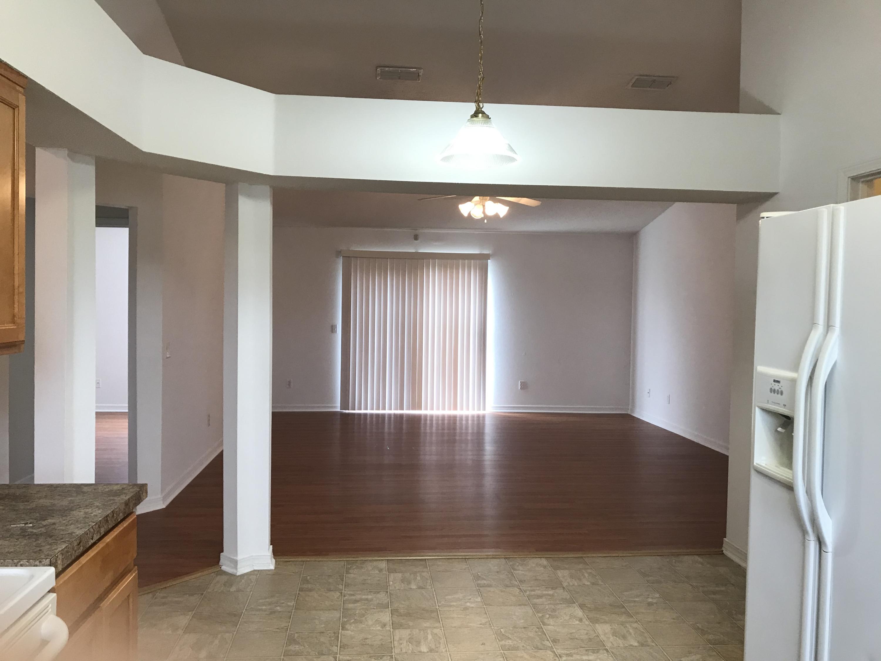 REDSTONE ESTATES - Residential Lease