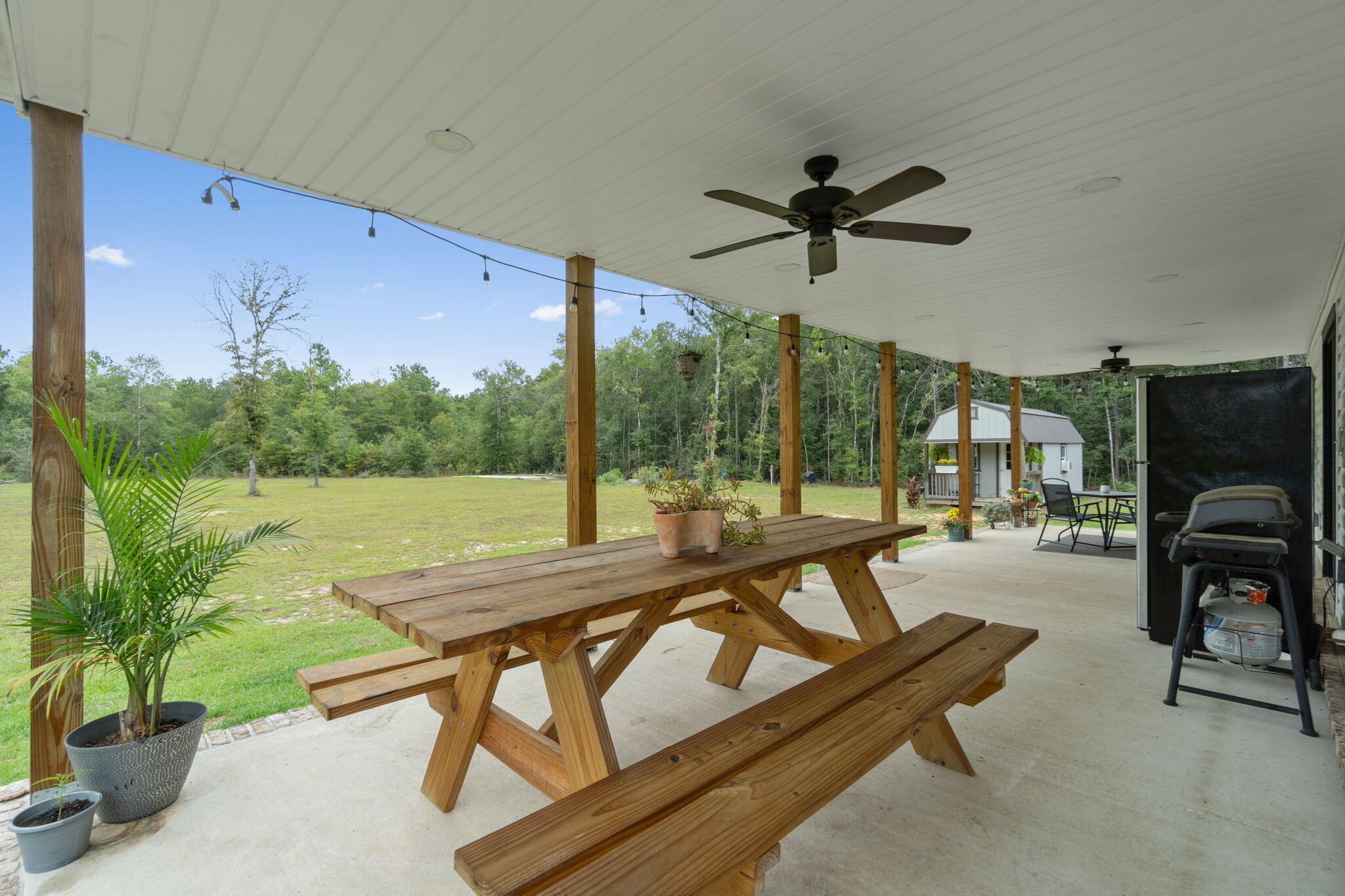 NORTH SUPERGROUP (221000.00) - Residential