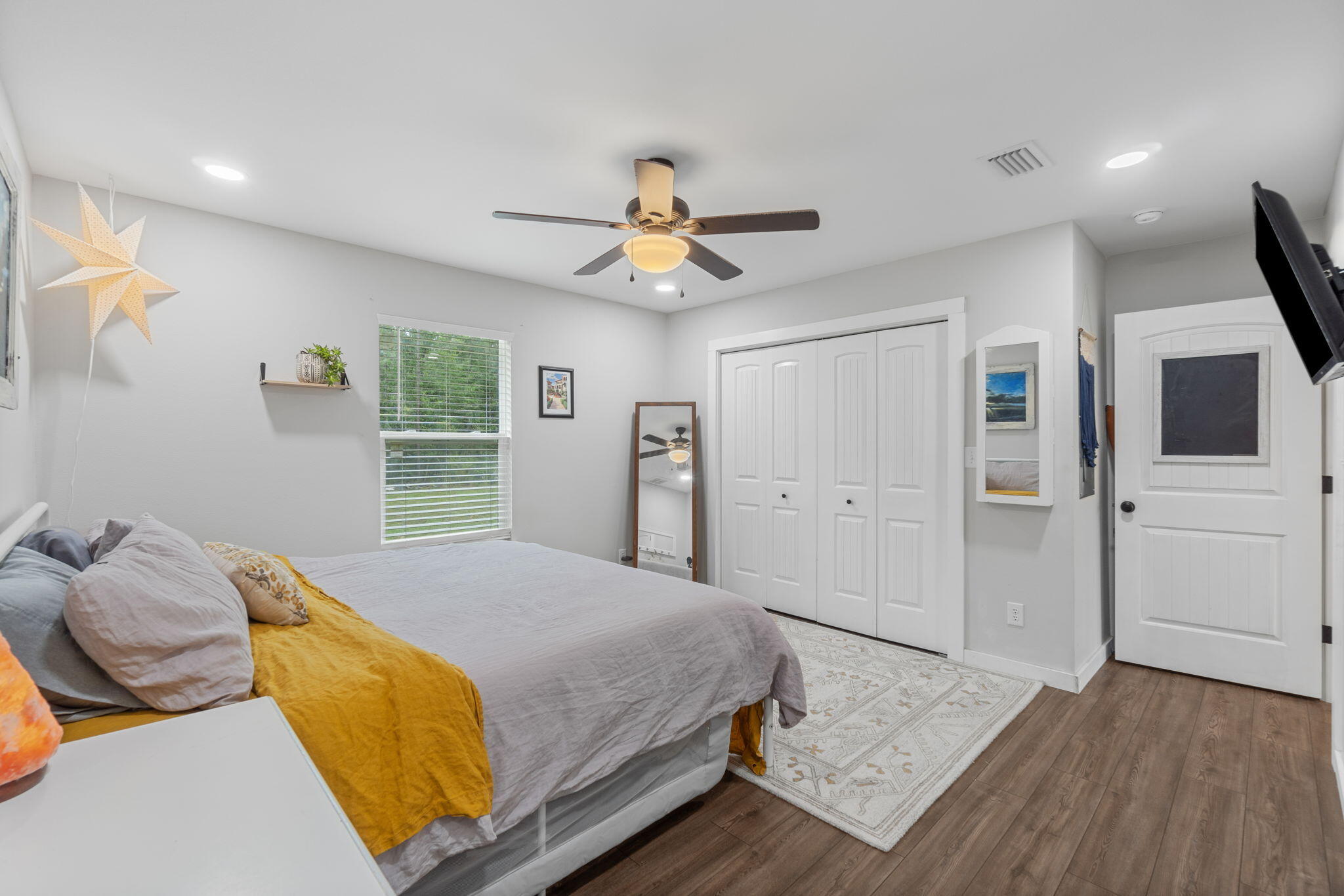 NORTH SUPERGROUP (221000.00) - Residential