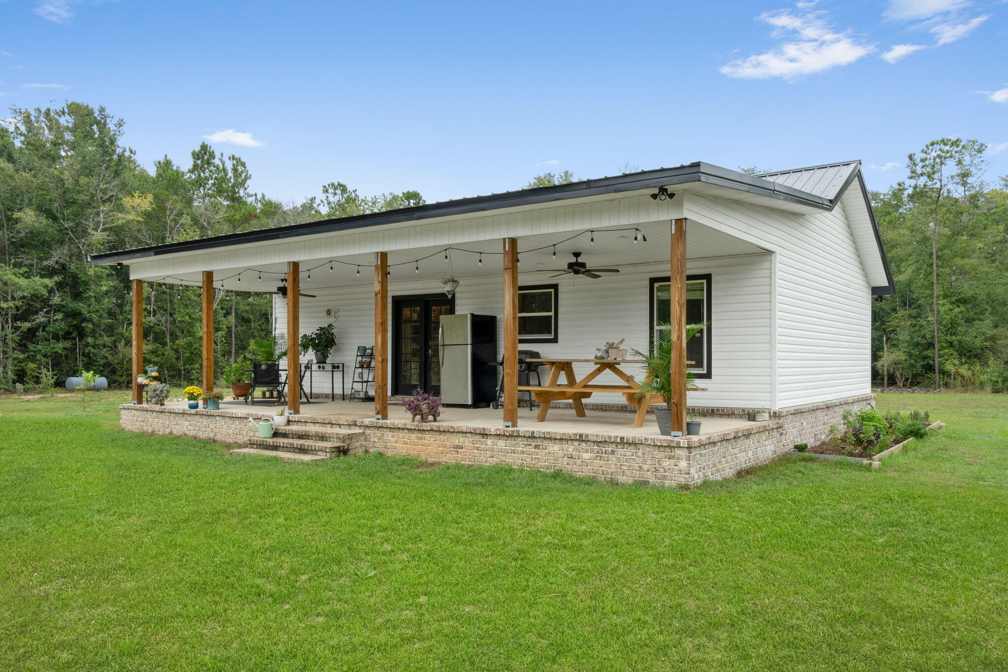 NORTH SUPERGROUP (221000.00) - Residential