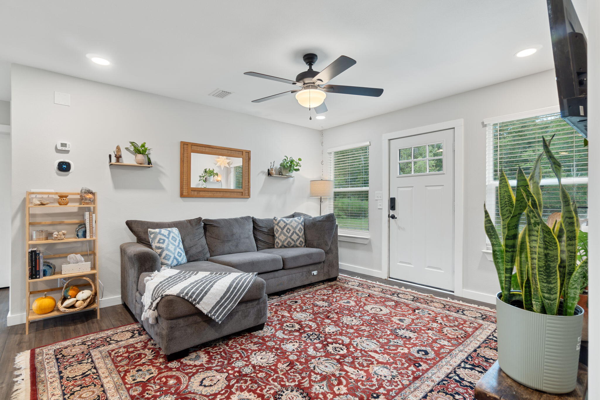 NORTH SUPERGROUP (221000.00) - Residential