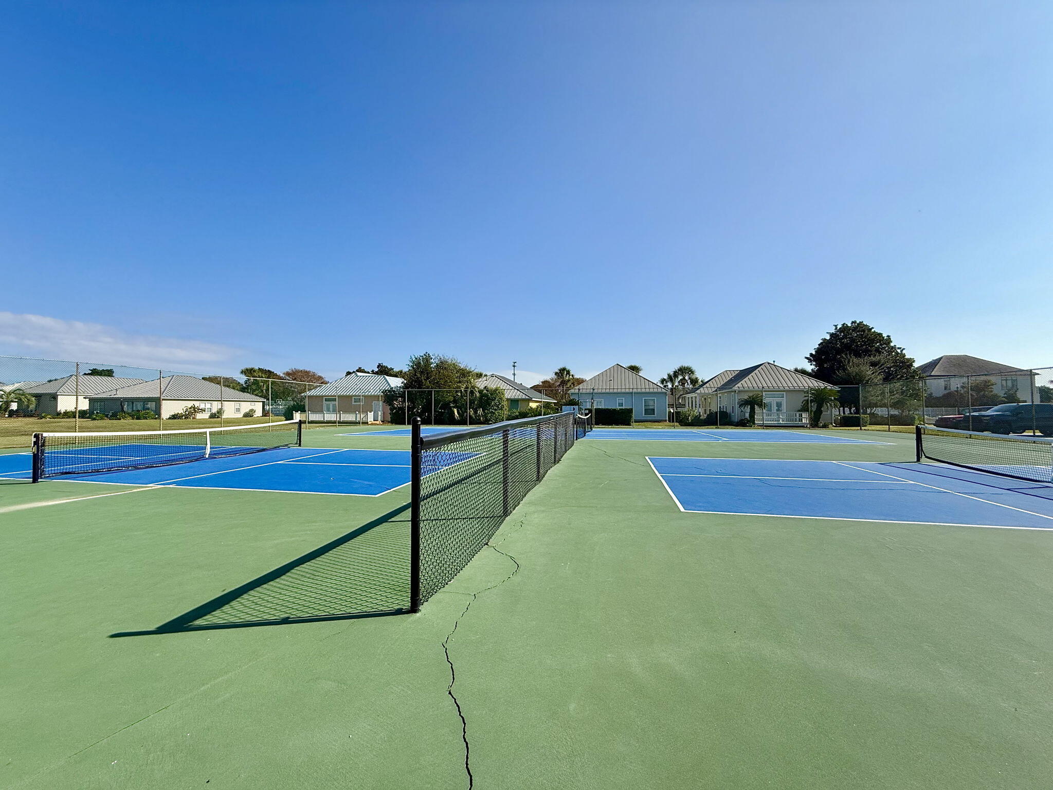 MARAVILLA CONDO 2 - Residential