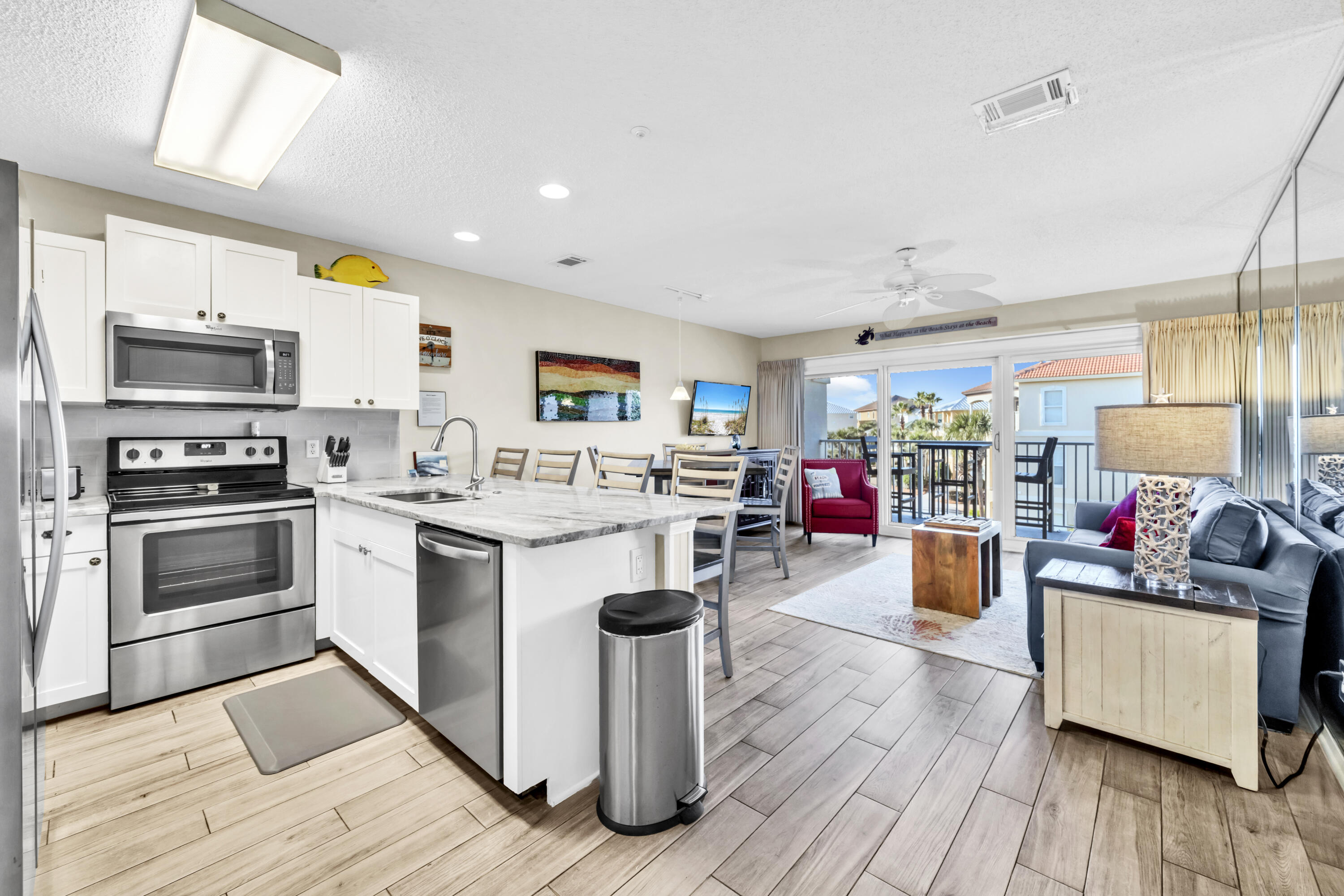 MARAVILLA CONDO 2 - Residential