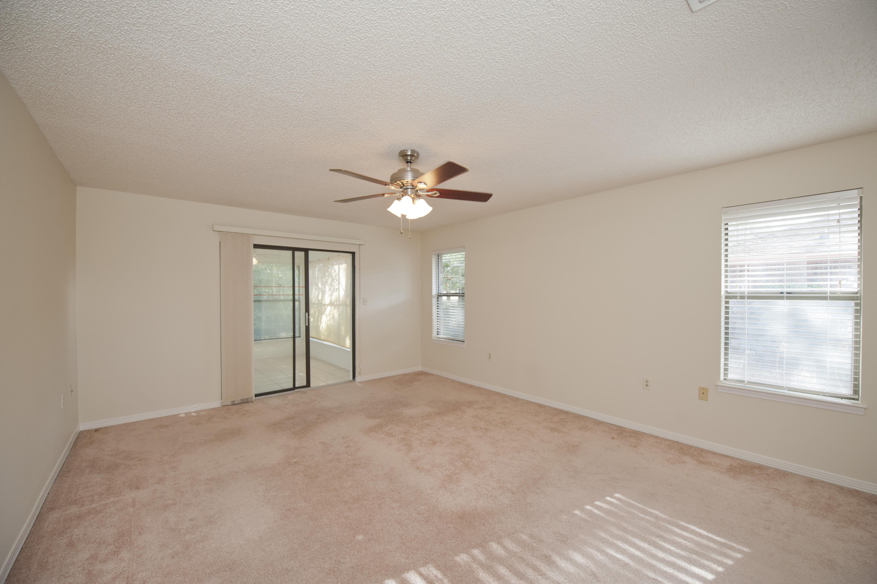 LAKE LORRAINE ESTATES 3 - Residential