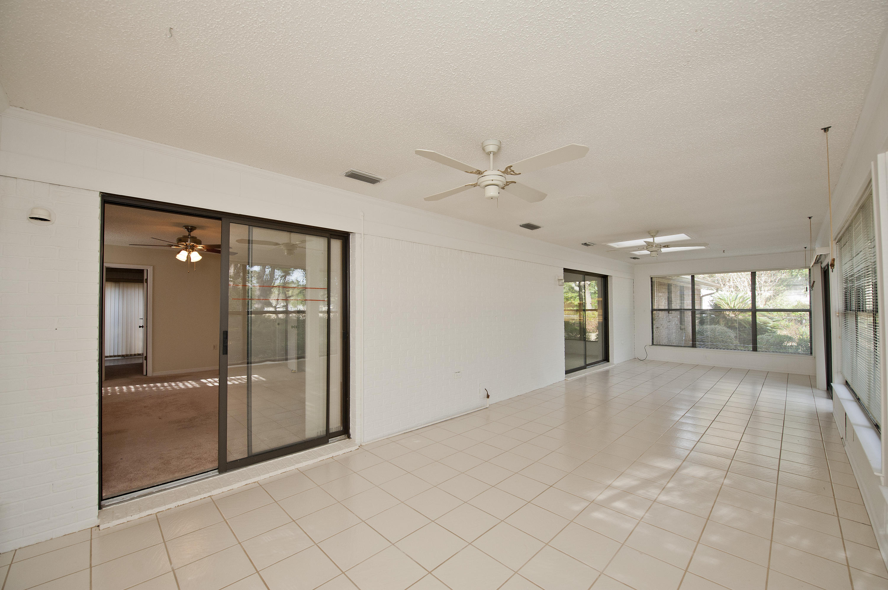 LAKE LORRAINE ESTATES 3 - Residential