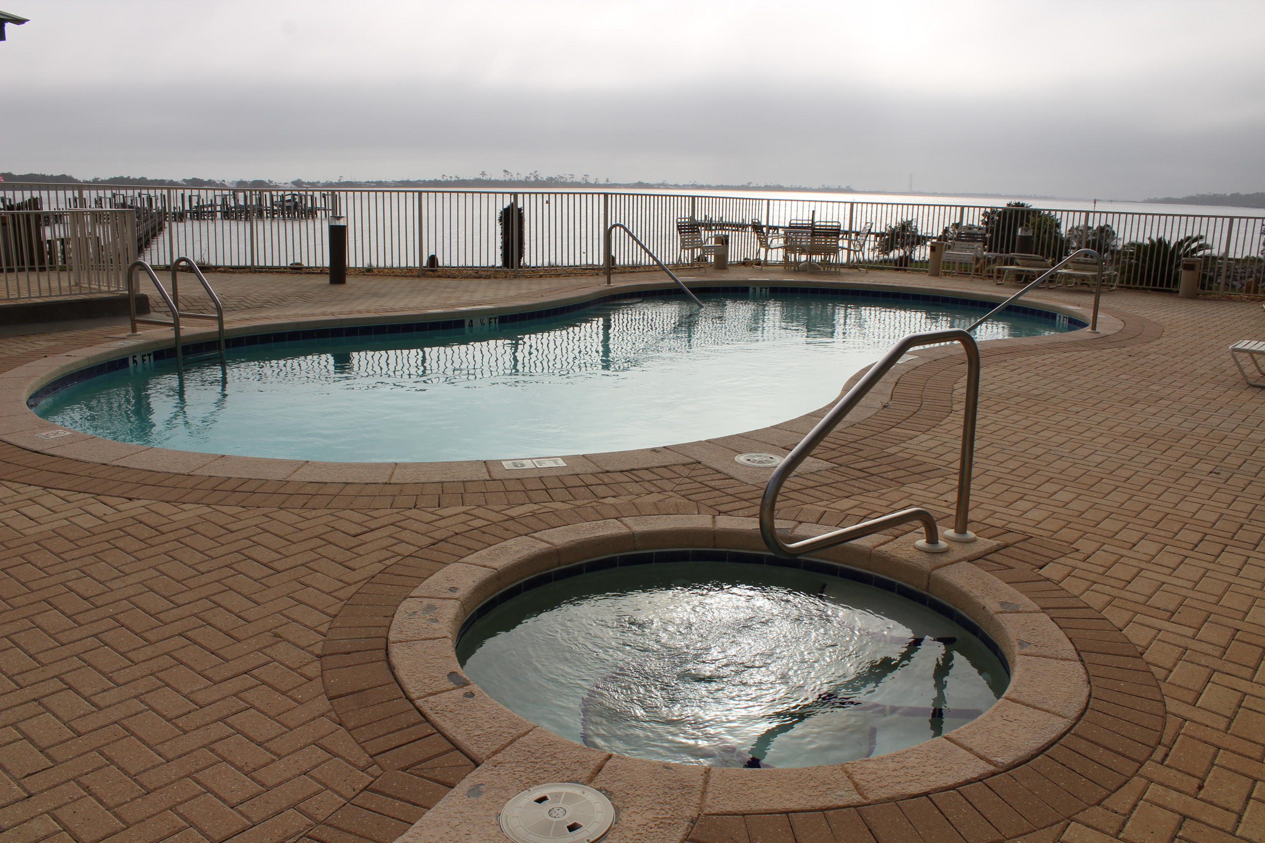 INTERCOASTAL POINTE - Residential