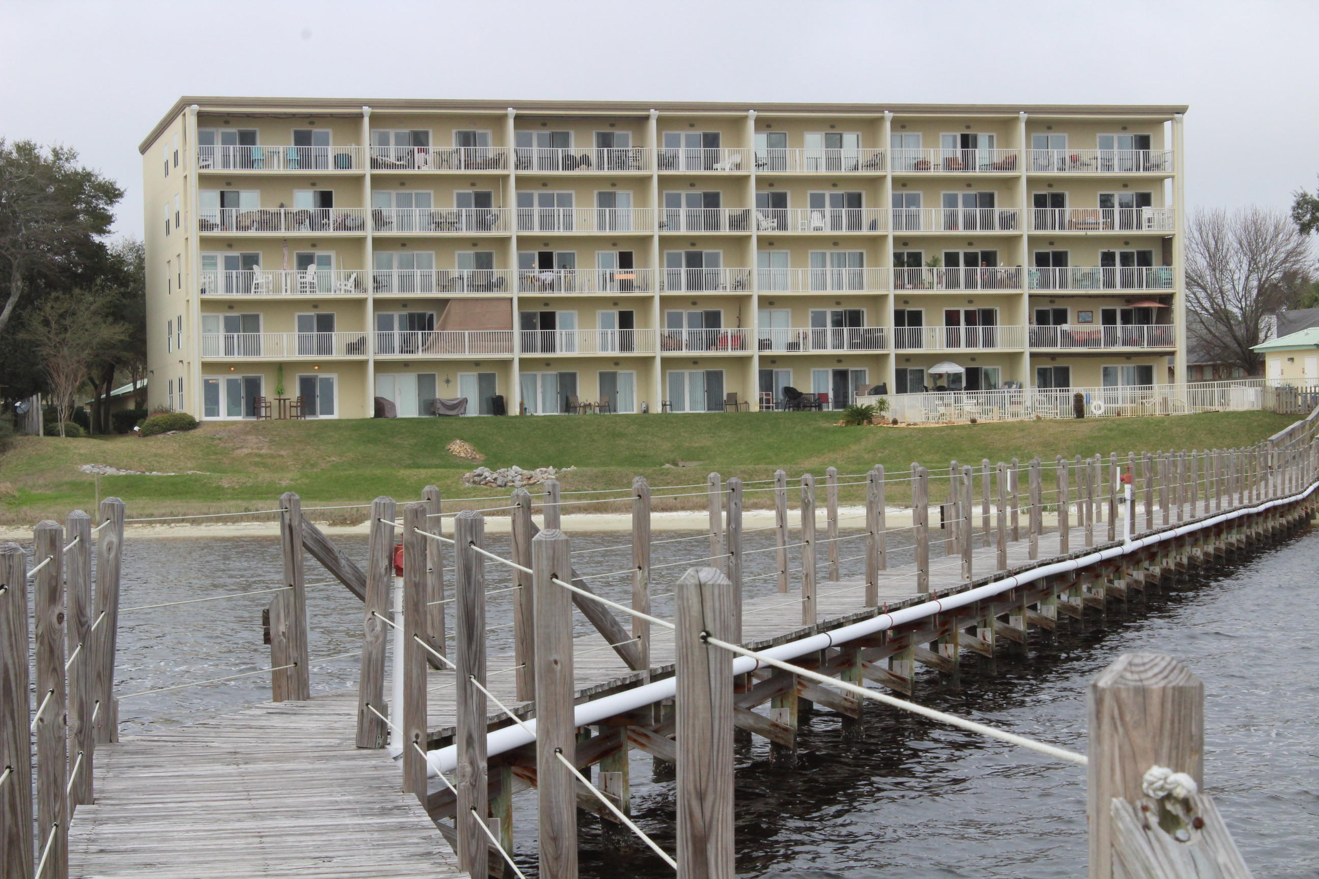 INTERCOASTAL POINTE - Residential