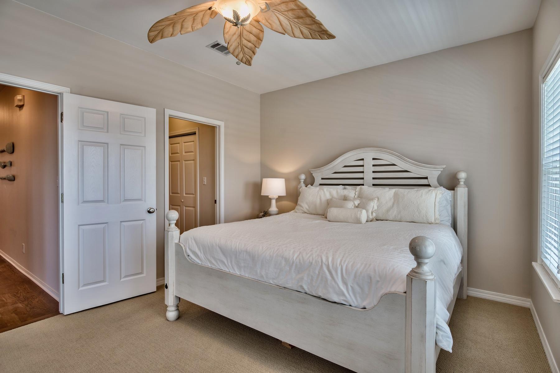 OLD FLORIDA COTTAGES - Residential