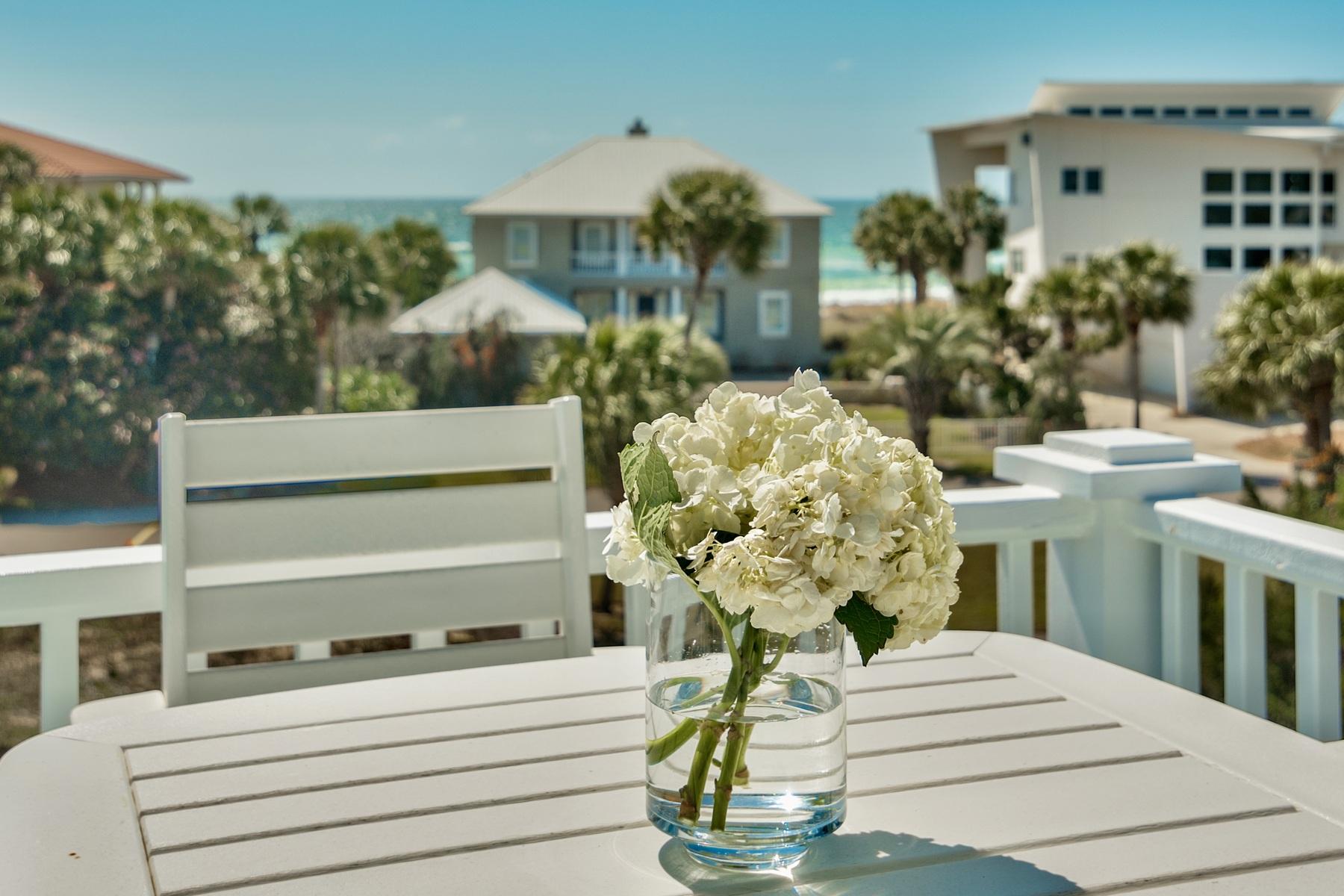 OLD FLORIDA COTTAGES - Residential