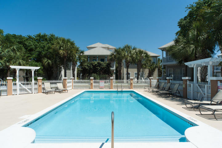 OLD FLORIDA COTTAGES - Residential