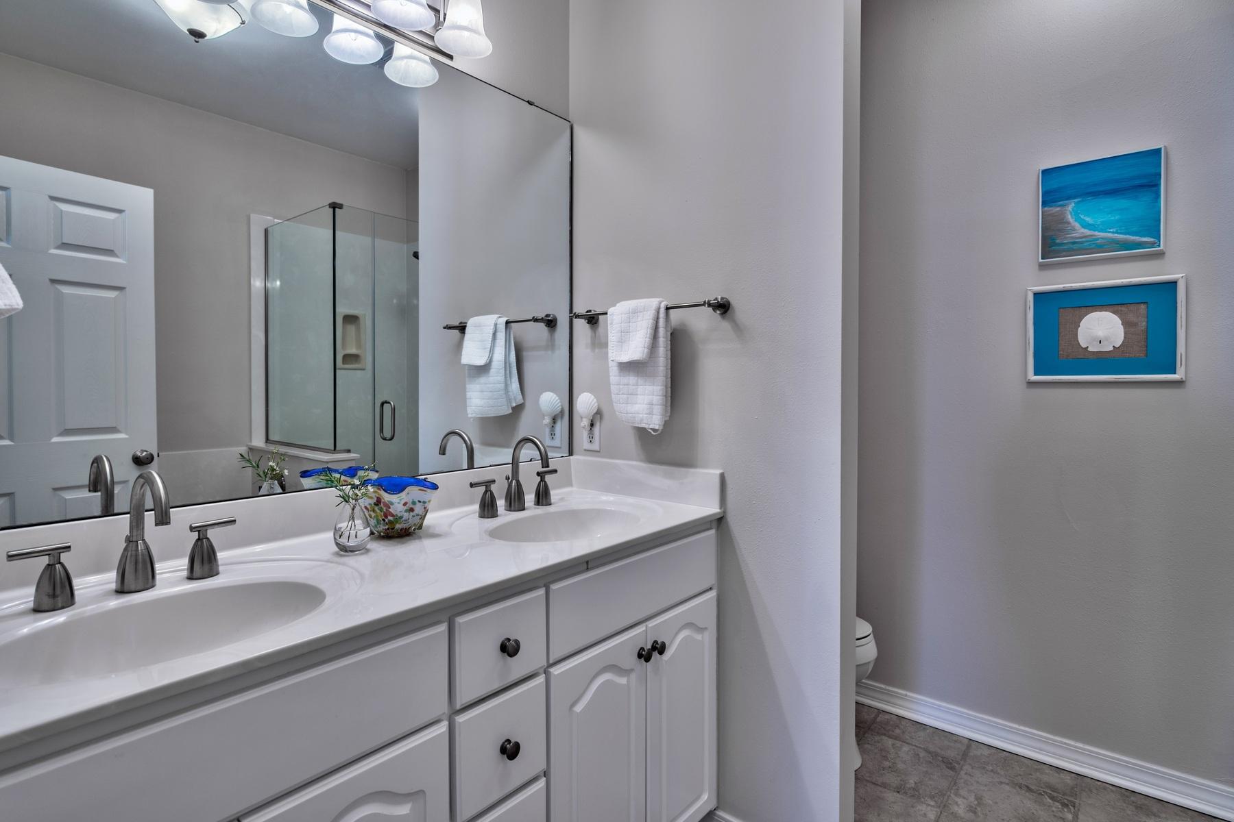 OLD FLORIDA COTTAGES - Residential