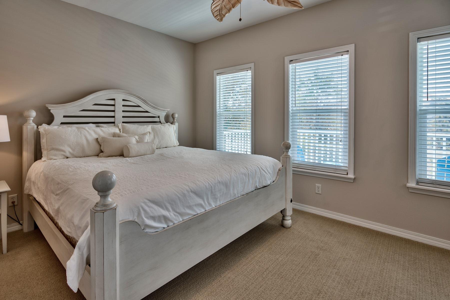 OLD FLORIDA COTTAGES - Residential