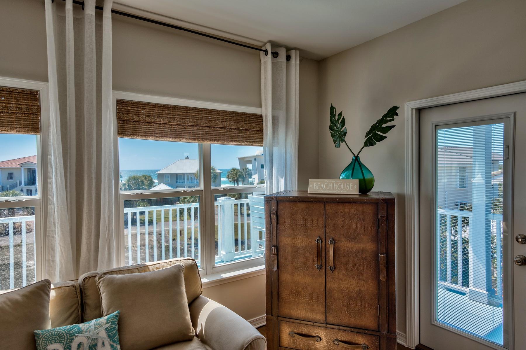 OLD FLORIDA COTTAGES - Residential