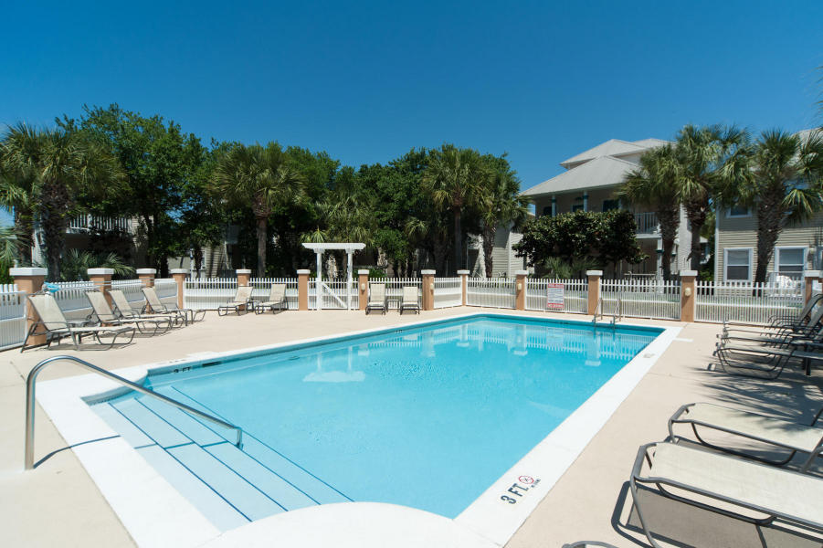 OLD FLORIDA COTTAGES - Residential