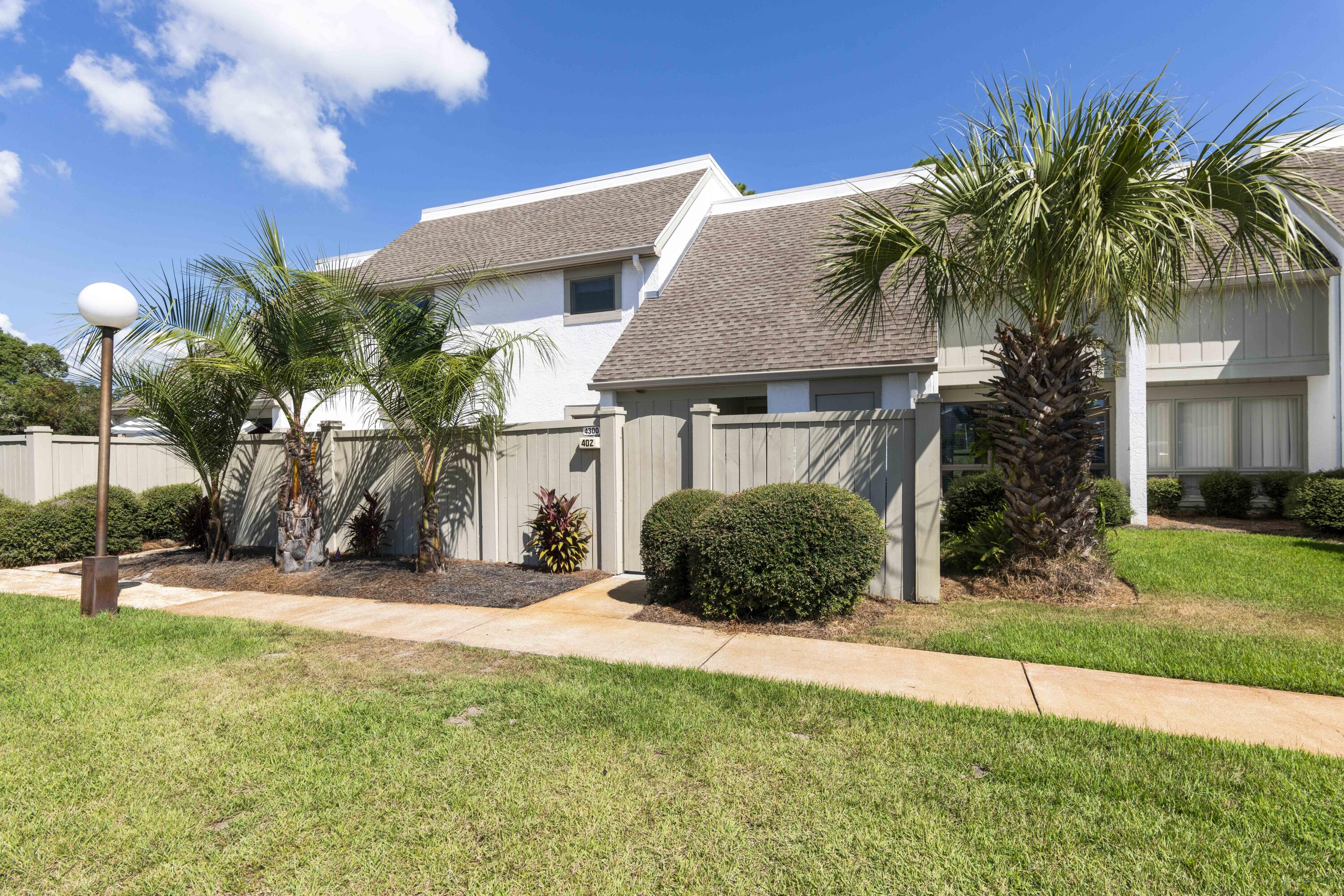 Bay Point Golf Villas - Residential