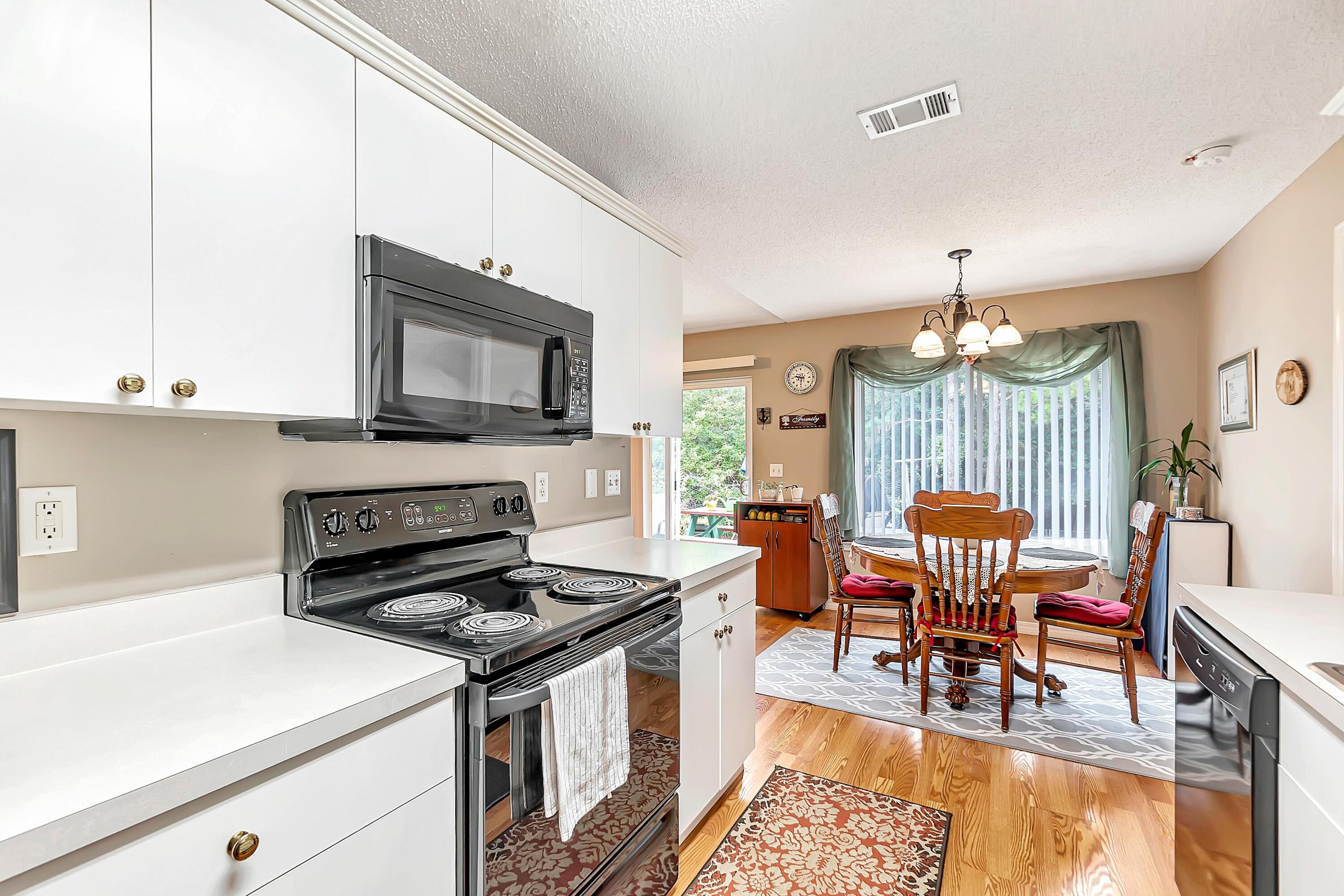COUNTRYVIEW ESTATES 6TH ADDN PH1 - Residential