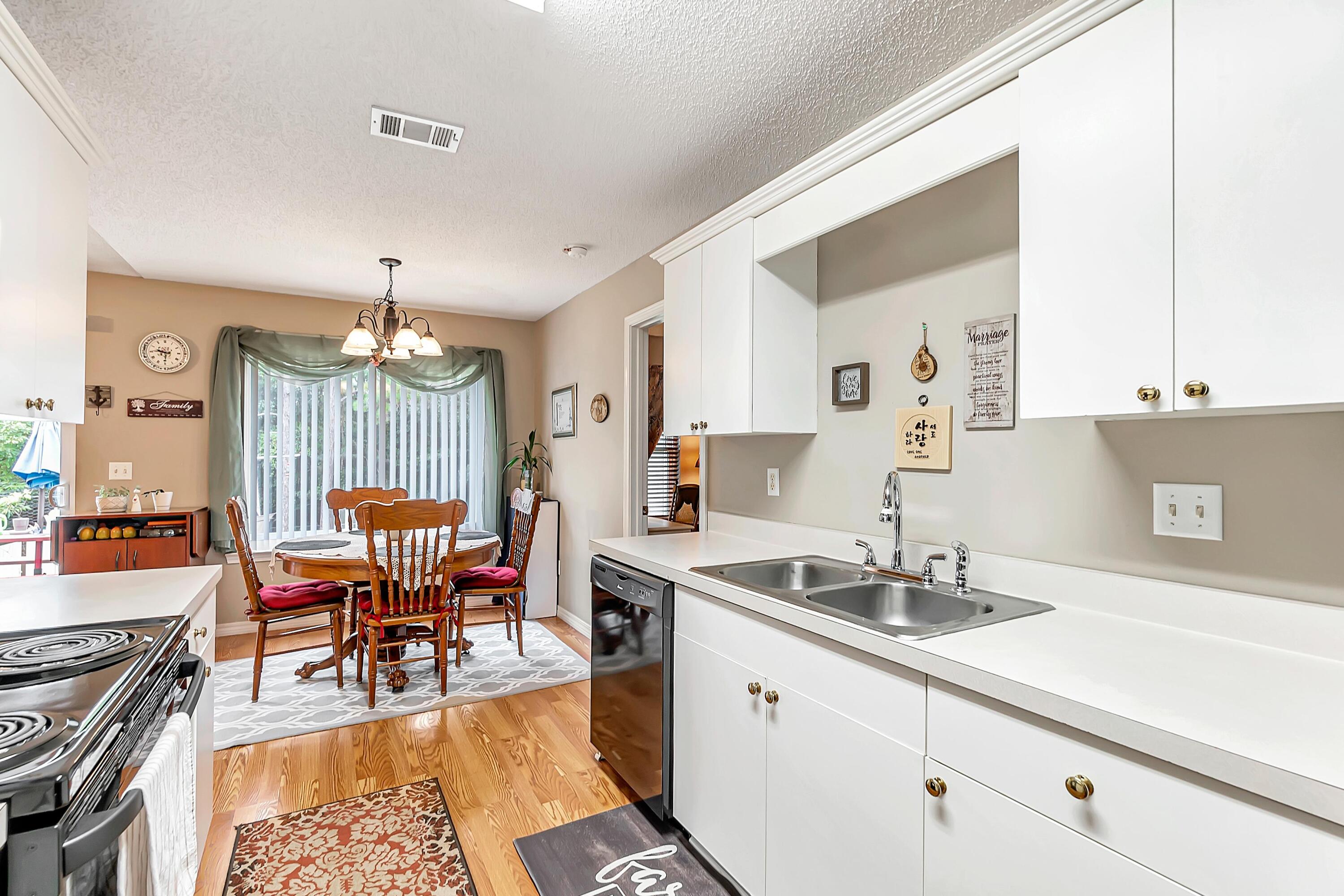 COUNTRYVIEW ESTATES 6TH ADDN PH1 - Residential