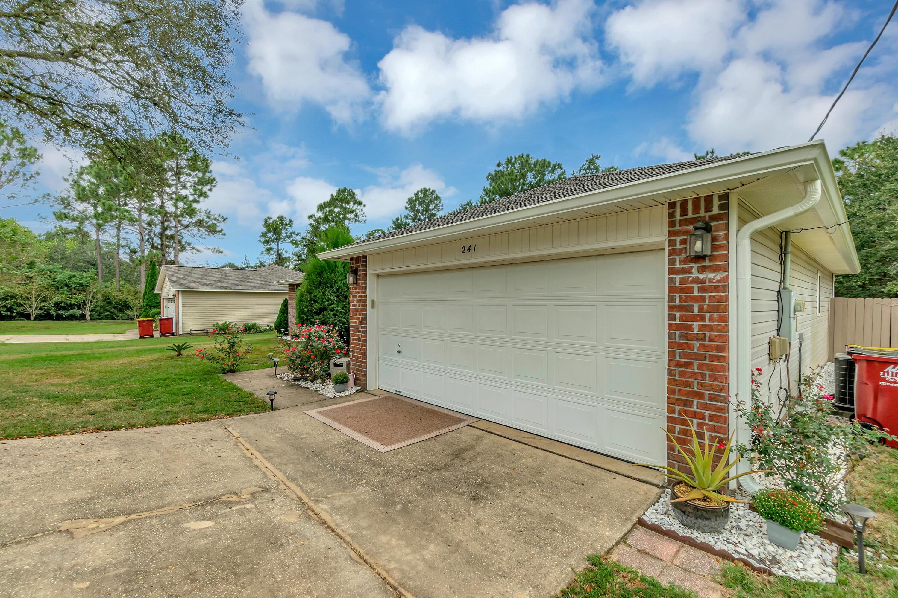 COUNTRYVIEW ESTATES 6TH ADDN PH1 - Residential