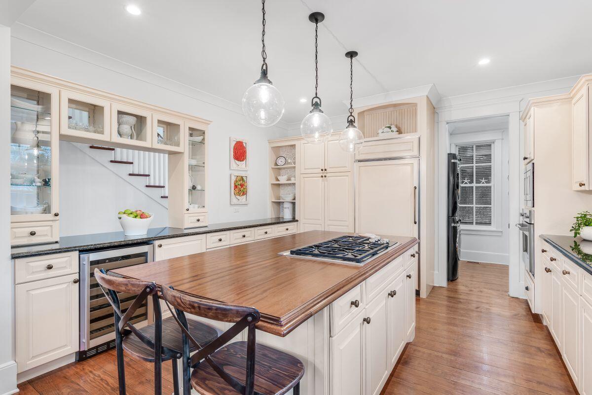 GULFVIEW HEIGHTS 1ST ADDN - Residential