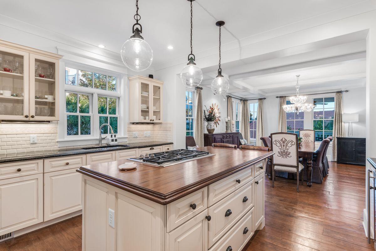 GULFVIEW HEIGHTS 1ST ADDN - Residential