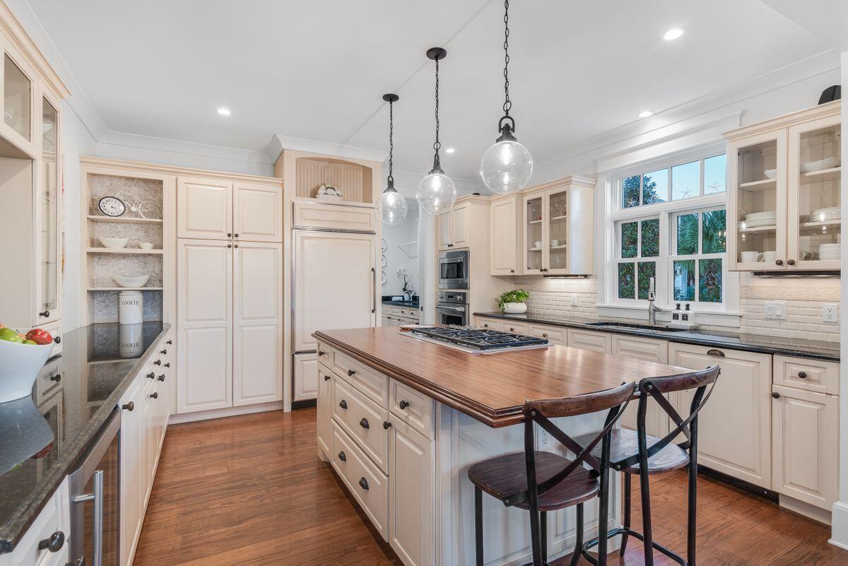 GULFVIEW HEIGHTS 1ST ADDN - Residential