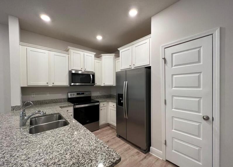 Sandhill Pines - Residential Lease