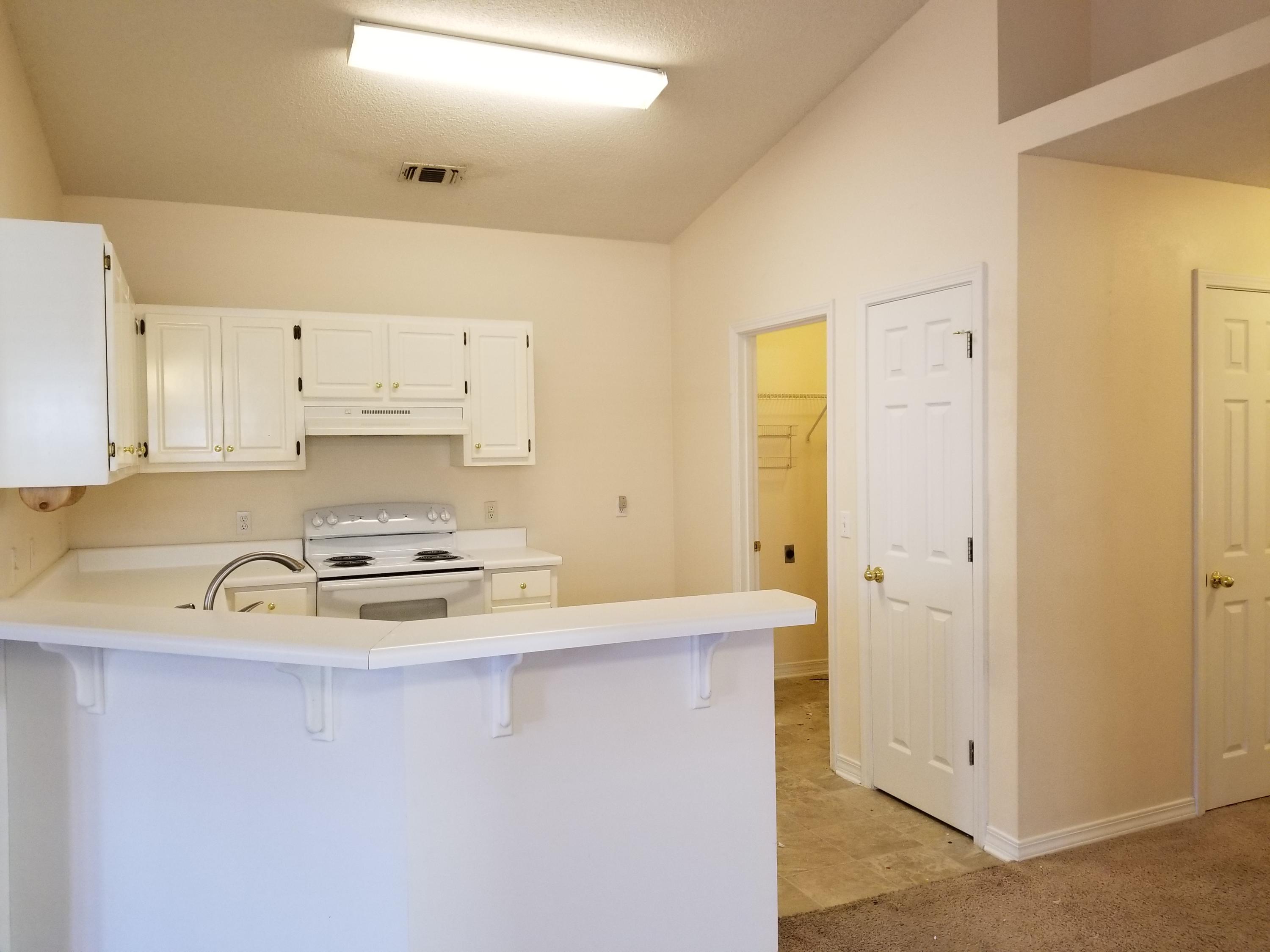 IVALEA GARDENS - Residential