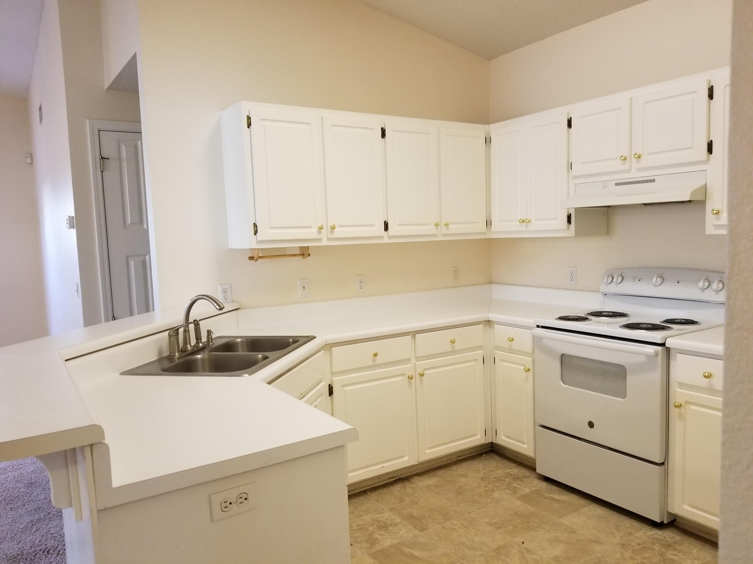 IVALEA GARDENS - Residential