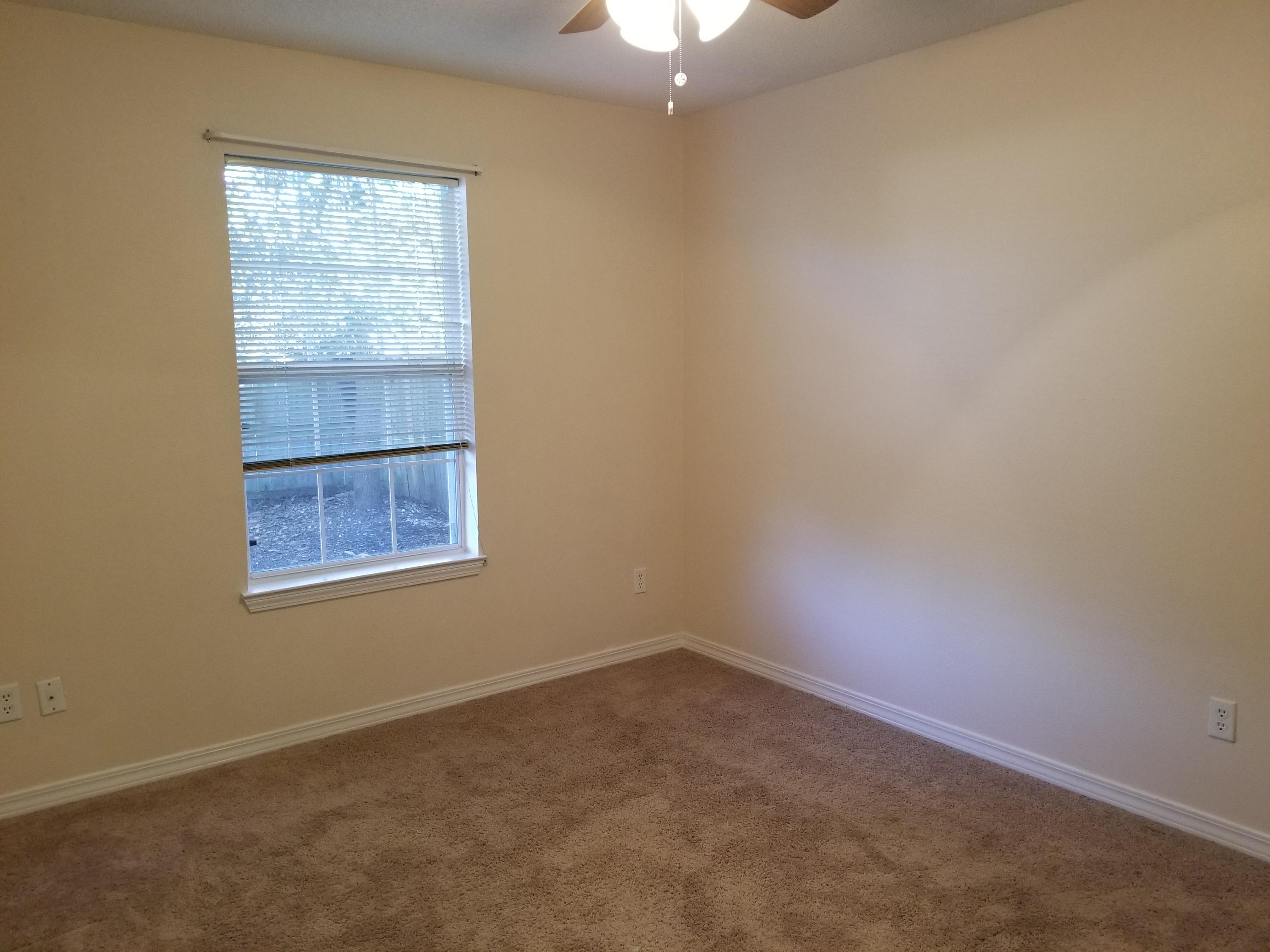 IVALEA GARDENS - Residential