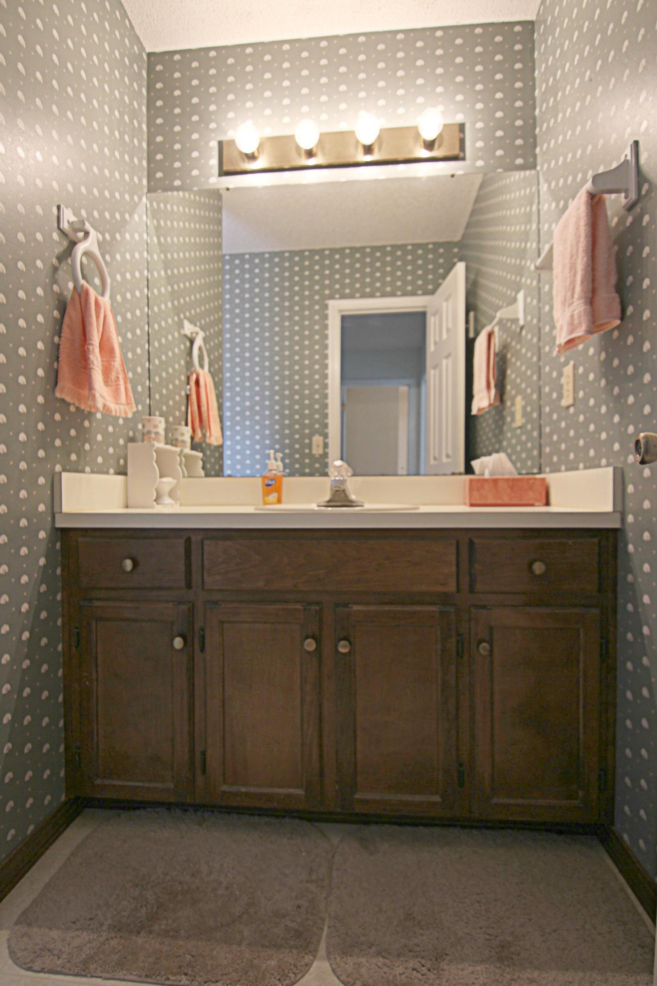 CRYSTAL LAKE ESTATES - Residential