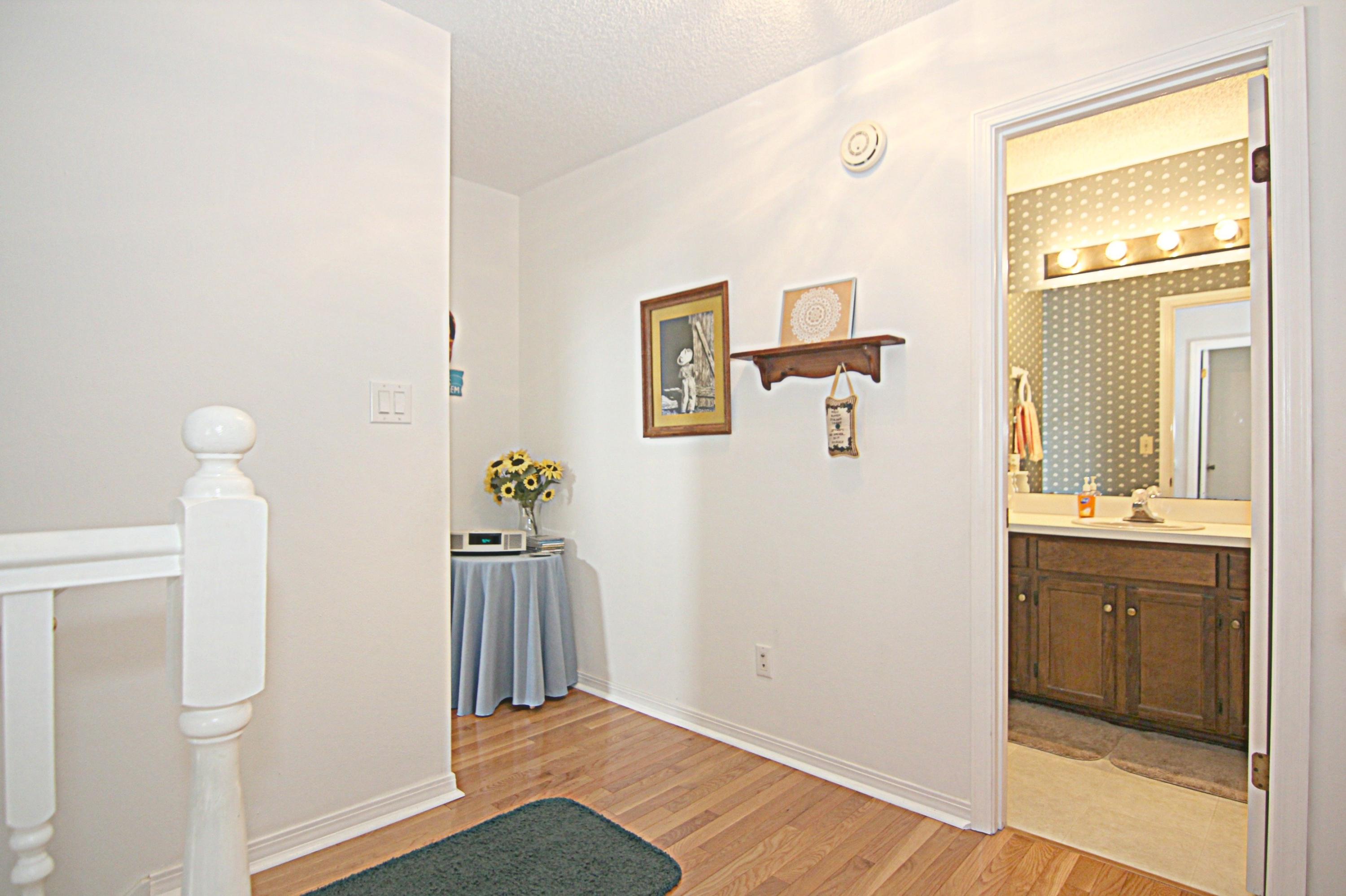 CRYSTAL LAKE ESTATES - Residential