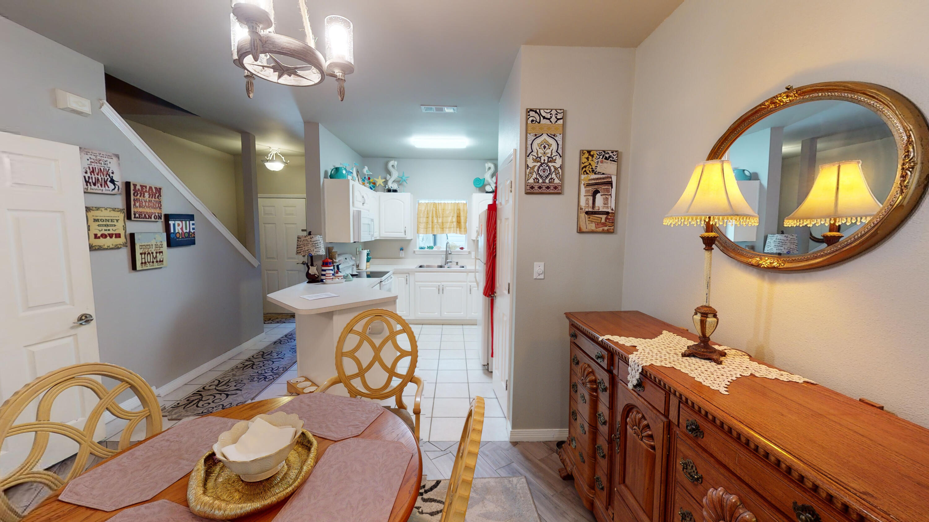 HIDDEN BAY VILLAGE - Residential